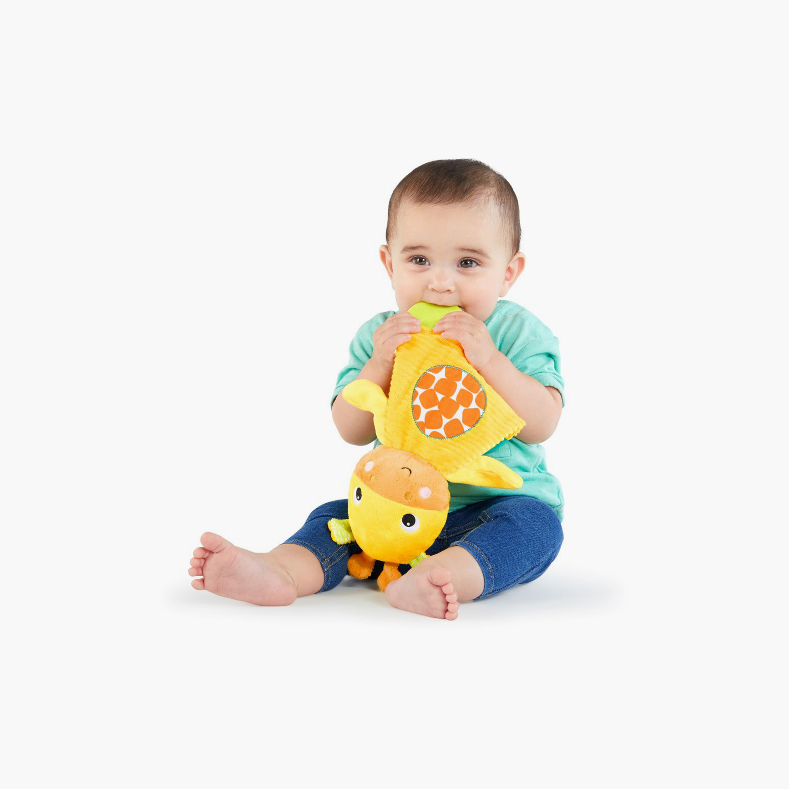 لعبة سنوجل آند تيث المحشوة الخالية من مادة BPA من برايت ستارتس - زرافة - من 0 إلى 36 شهرًا-toys-babyandtoddlertoys-rattlesandteethers-image-4