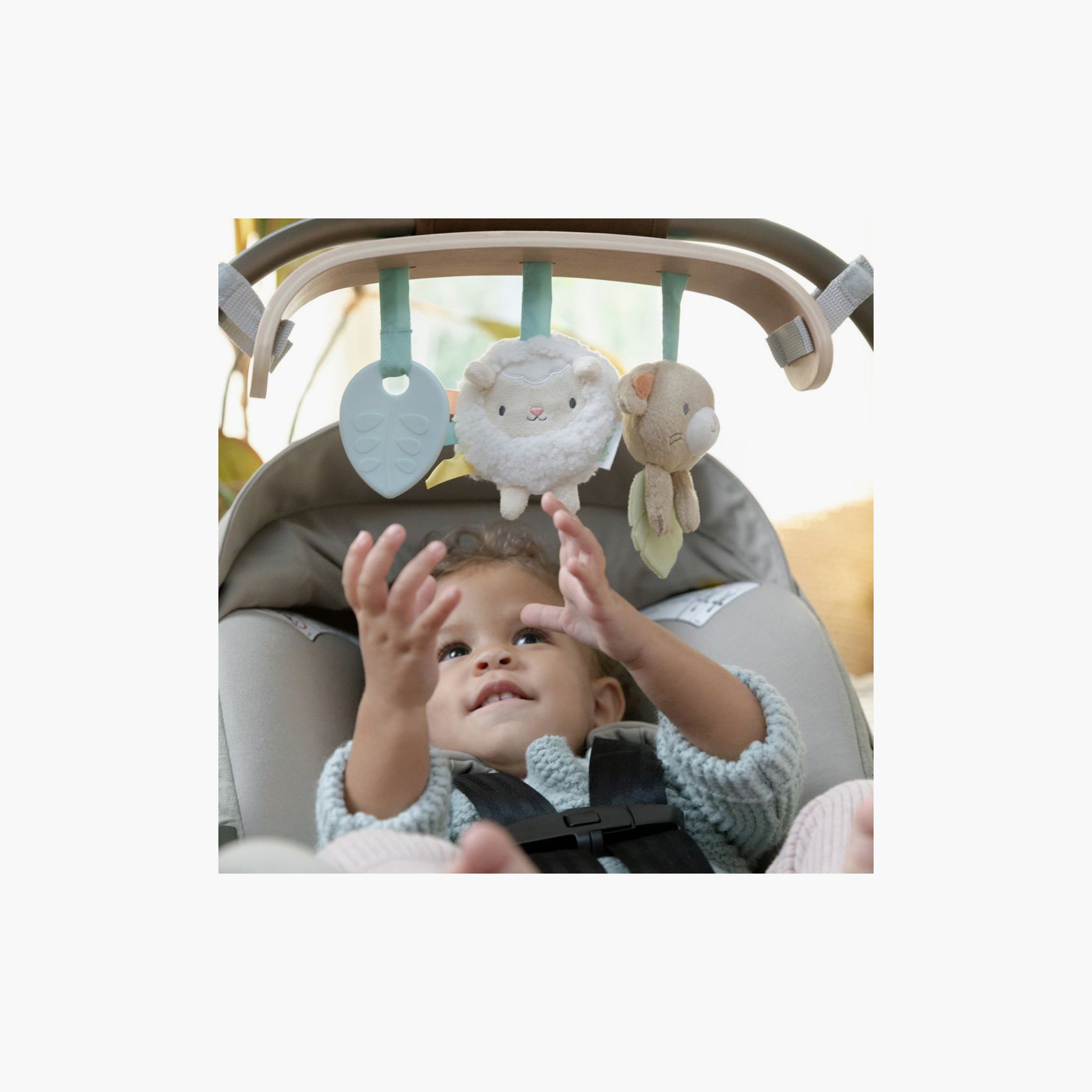 Ingenuity Soothing Essentials Wood Carrier Toy Bar with 3-Piece Removable Toys - 0-12 Months-toys-babyandtoddlertoys-strollertoys-image-2