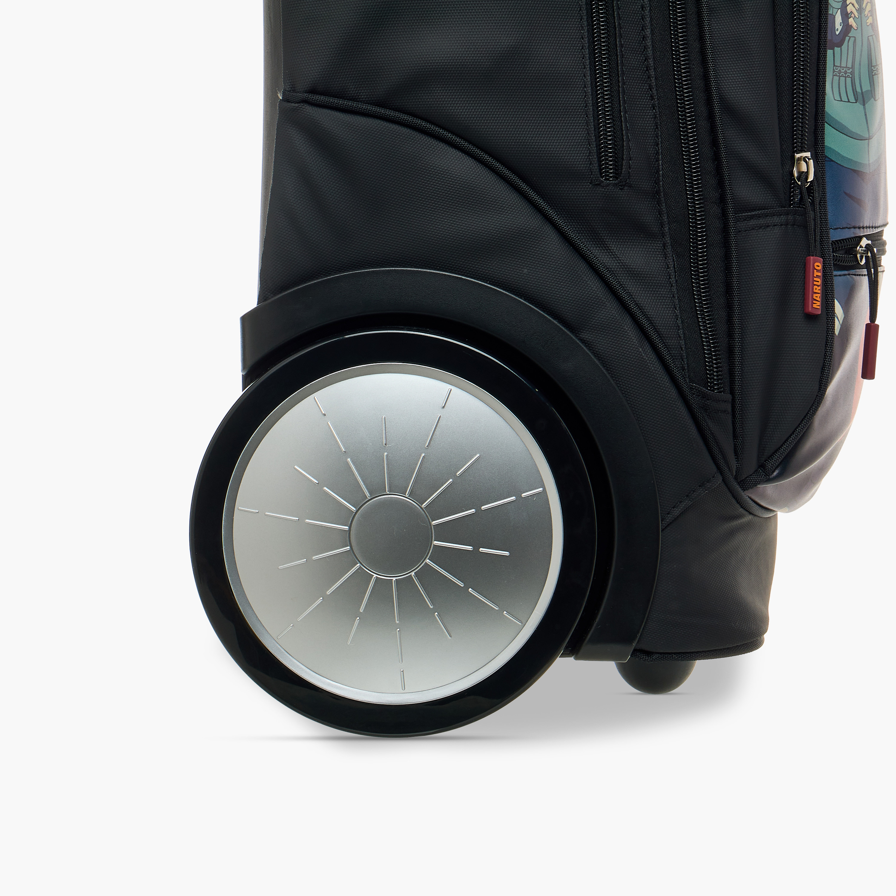 شنطة ترولي بمقبض قابل للسحب وطبعات - 18 بوصة-school-bagsandbackpacks-trolleybags-image-11