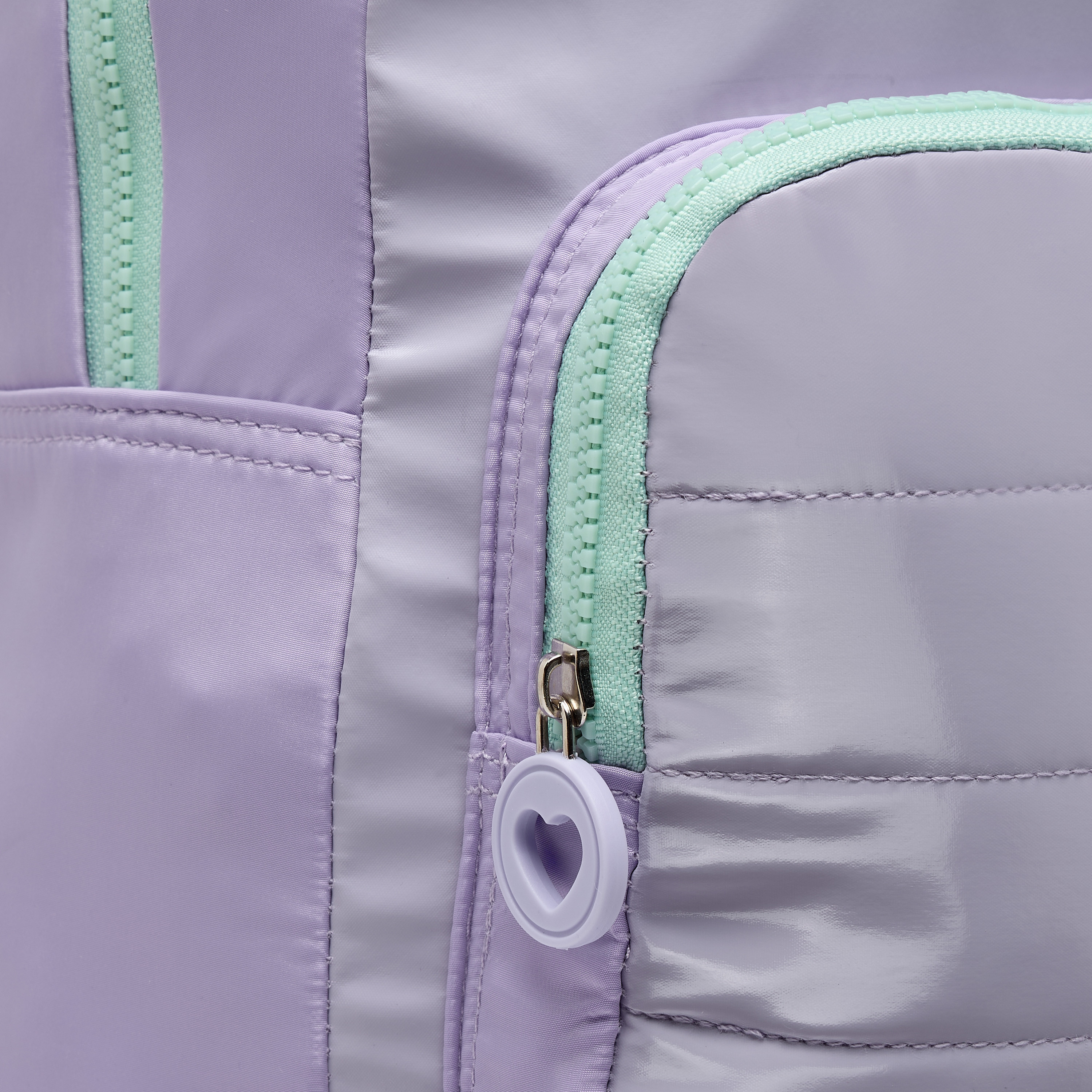 شنطة ظهر بزينة نجوم وحمالات قابلة للتعديل وسحاب إغلاق من جونيورز - 17 بوصة-school-bagsandbackpacks-backpacks-image-9