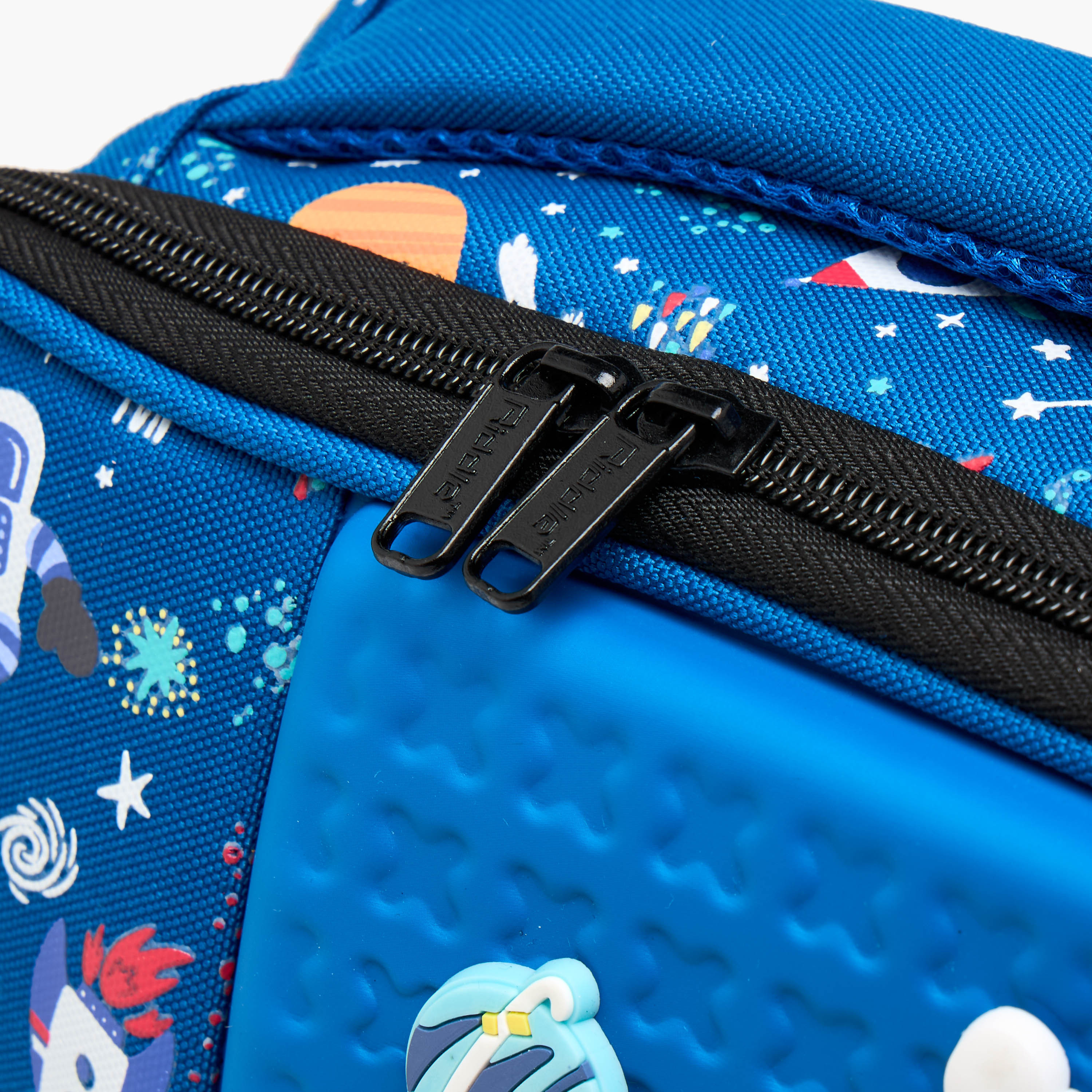 شنطة غداء بسحاب إغلاق وطبعات من ريدل-school-lunchessentials-lunchbags-image-2