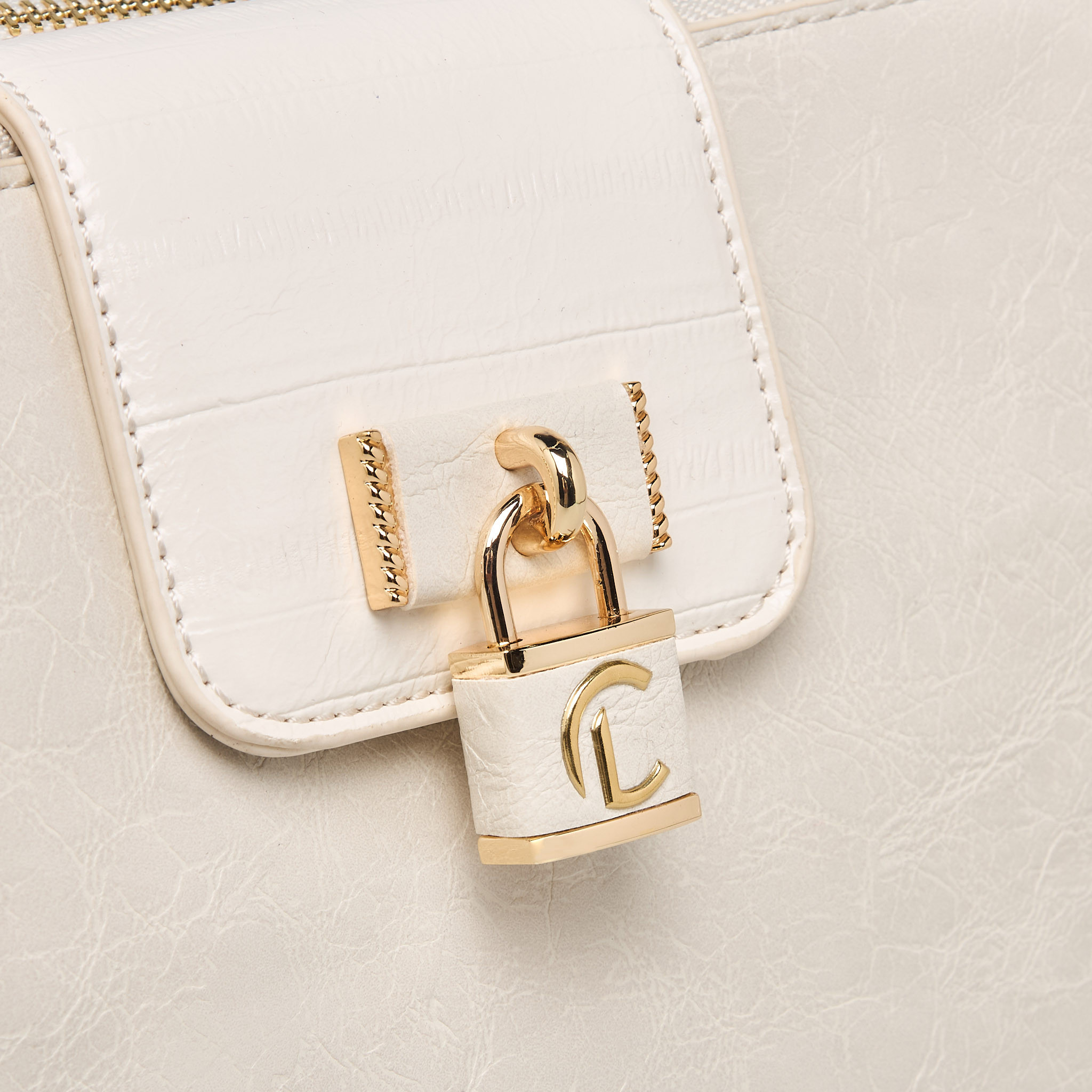 شنطة كروس بودي بارزة الملمس بحزام قابل للفصل وسحاب إغلاق من لو كونفورت-women-bagsandwallets-handbags-image-6