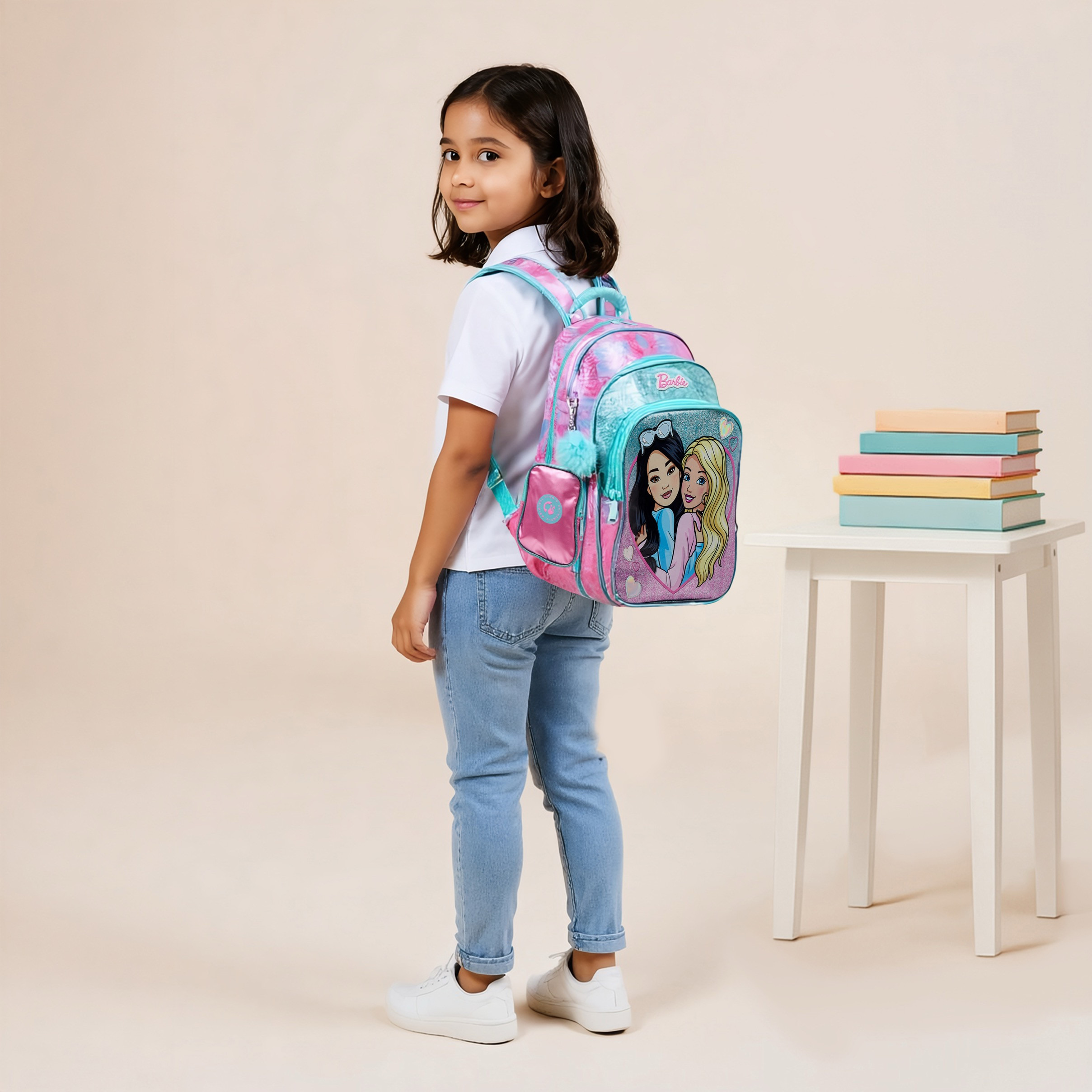 شنطة ظهر بطبعات باربي مع حمالات قابلة للتعديل وإغلاق بسحّاب - 16 بوصة-school-bagsandbackpacks-backpacks-image-9