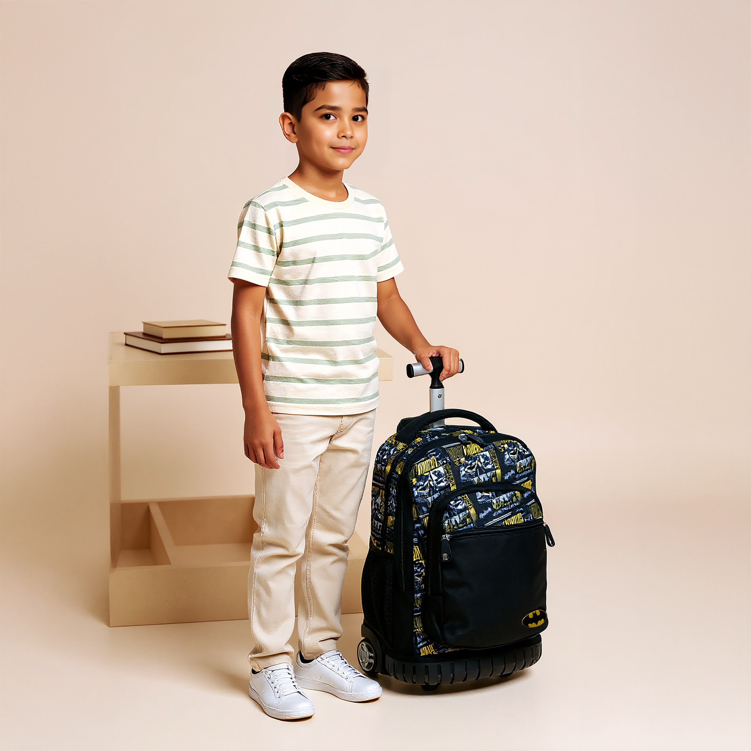 Batman Print Trolley Backpack with Retractable Handle and Zip Closure-school-bagsandbackpacks-trolleybags-image-2