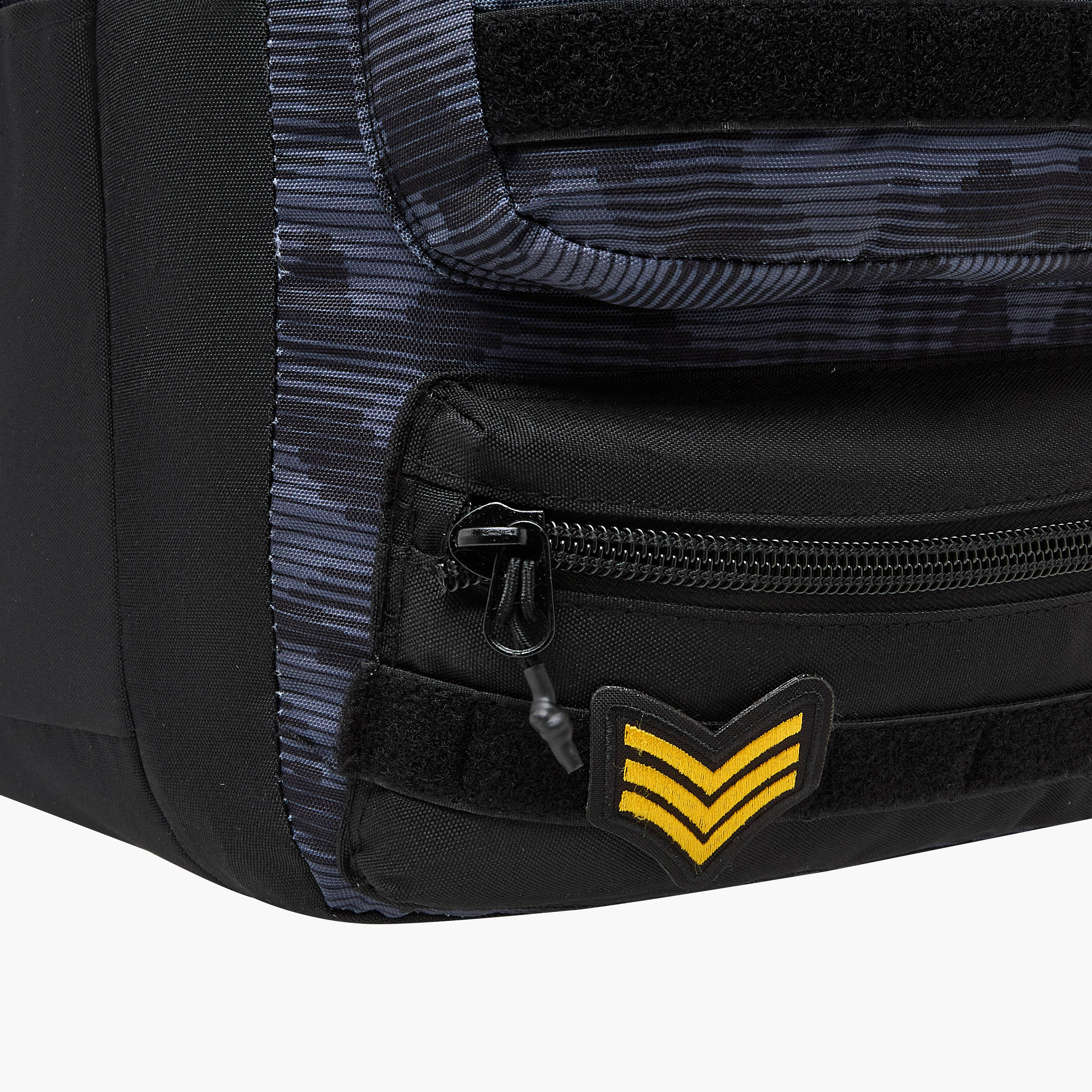 شنطة ظهر بزينة وأحزمة قابلة للتعديل وسحاب إغلاق من جونيورز - 18 بوصة-school-bagsandbackpacks-backpacks-image-10