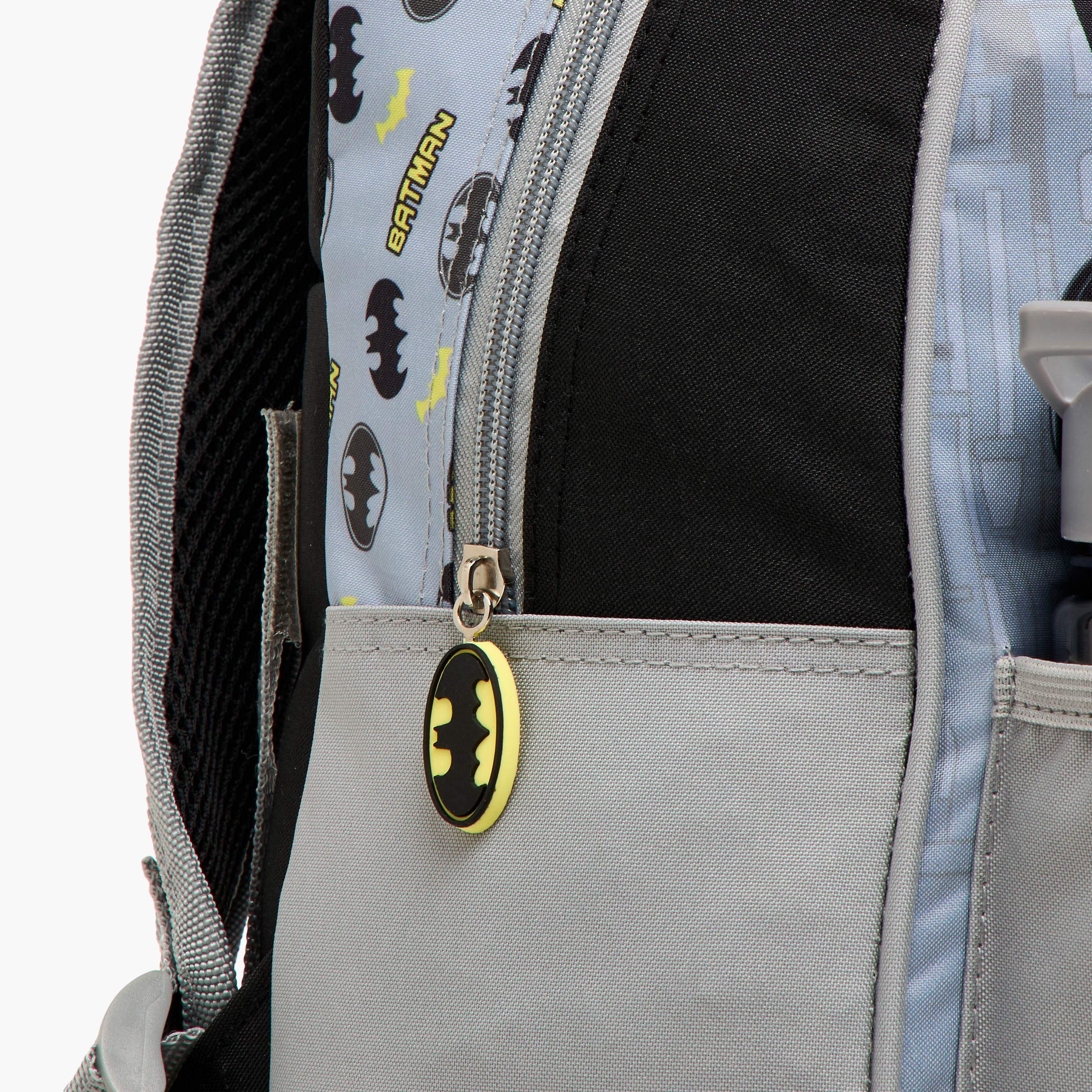 Batman Print Trolley Backpack with Retractable Handle and Zip Closure - 13 inches-school-bagsandbackpacks-trolleybags-image-12