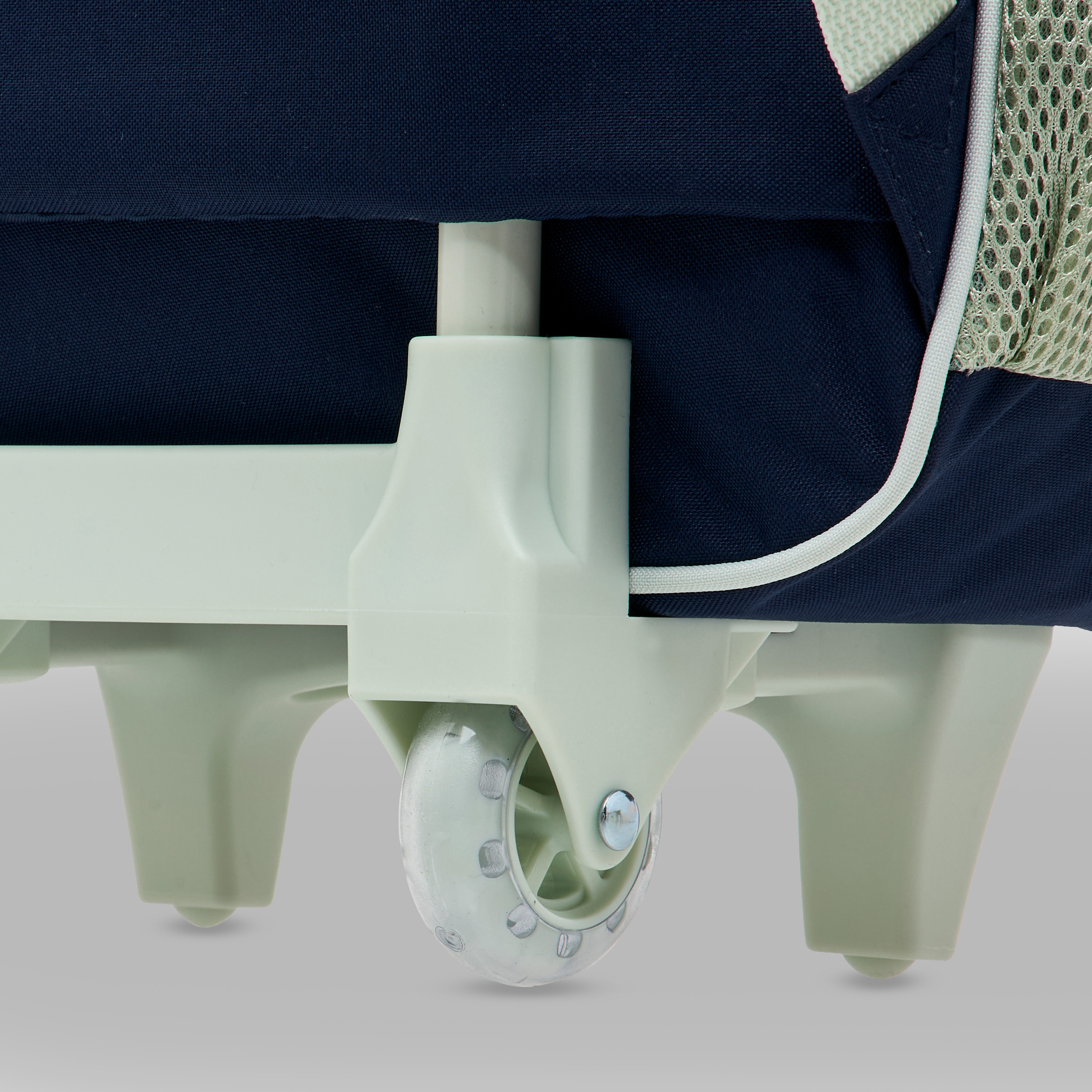 طقم شنطة ظهر ترولي 5 قطع بطبعات ميكي ماوس من ديزني - 16 بوصة-school-bagsandbackpacks-trolleybags-image-12