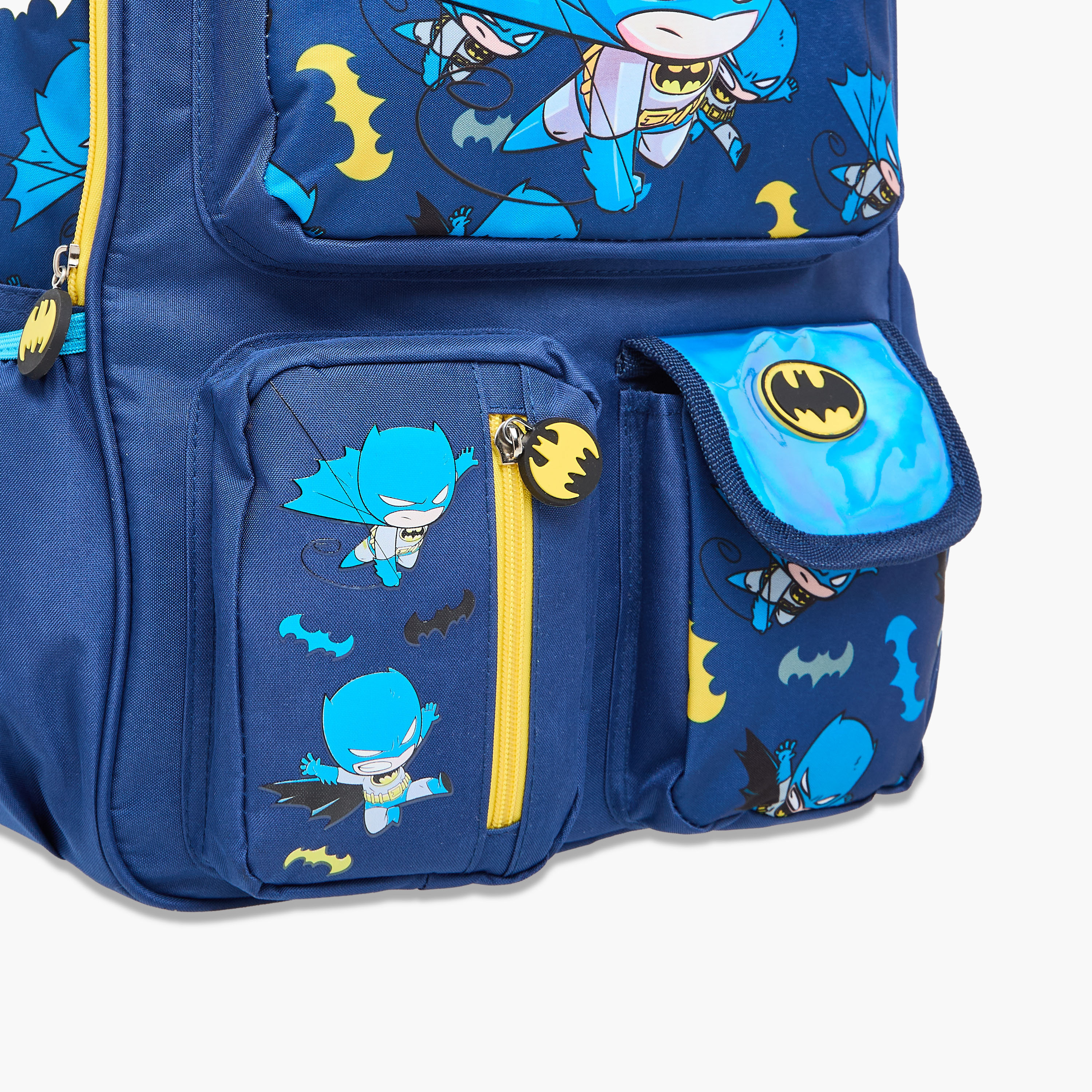 شنطة ظهر بطبعات باتمان مع حمّالات كتف قابلة للتعديل وسحّاب إغلاق - 16 بوصة-school-bagsandbackpacks-backpacks-image-2