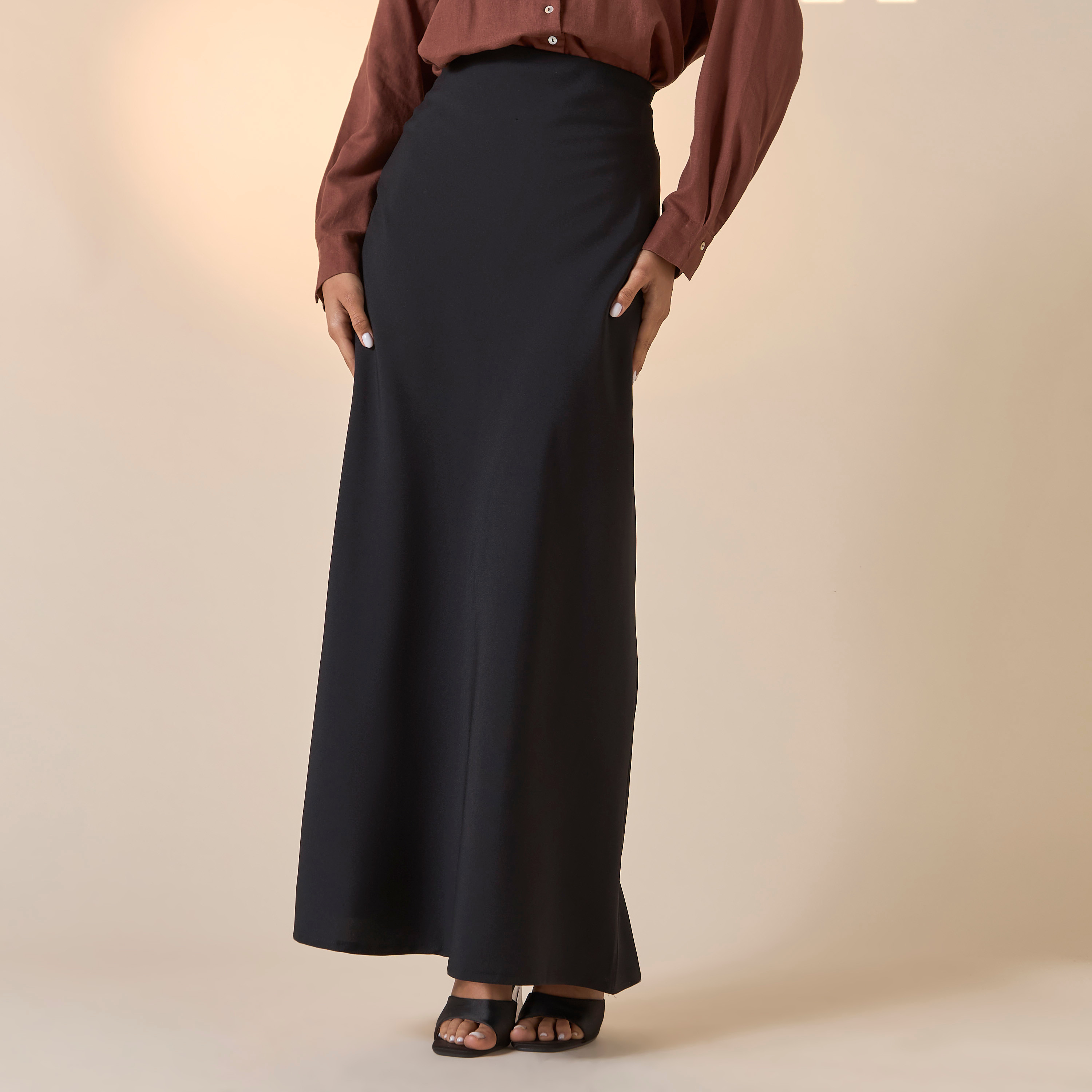 Golden Apple Solid Skirt with Zip Closure-women-clothing-bottoms-skirts-image-9