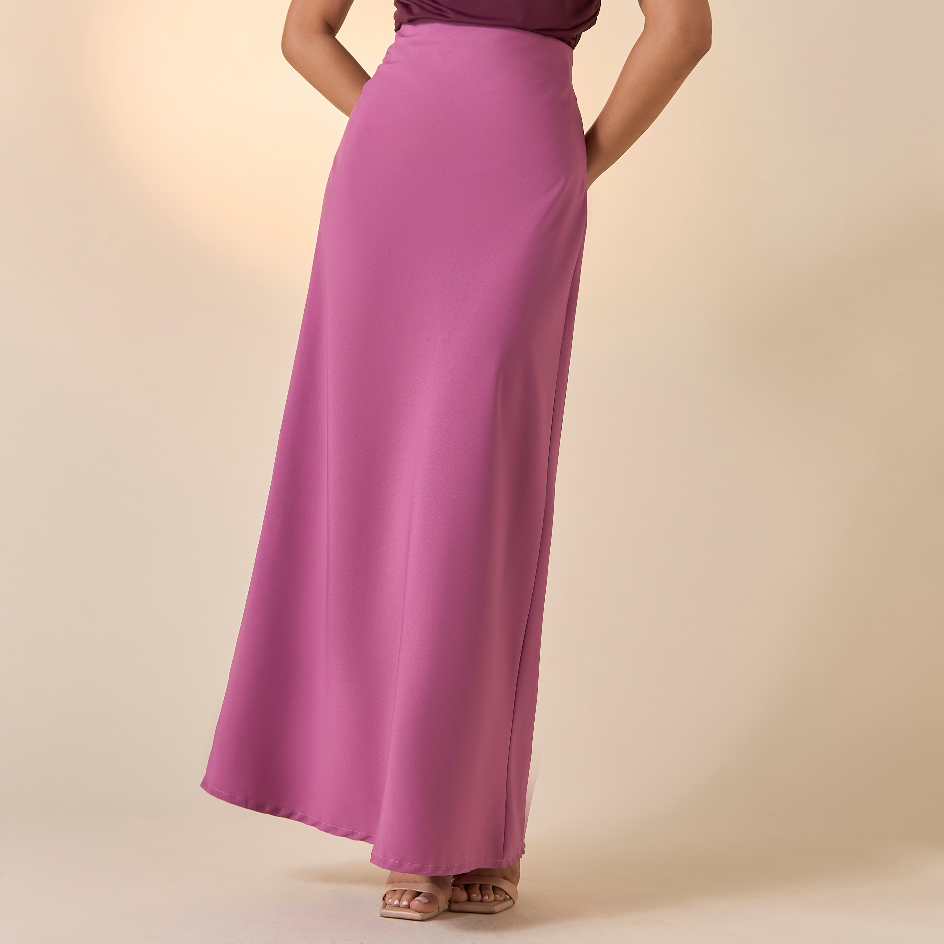 Golden Apple Solid Skirt with Zip Closure-women-clothing-bottoms-skirts-image-1