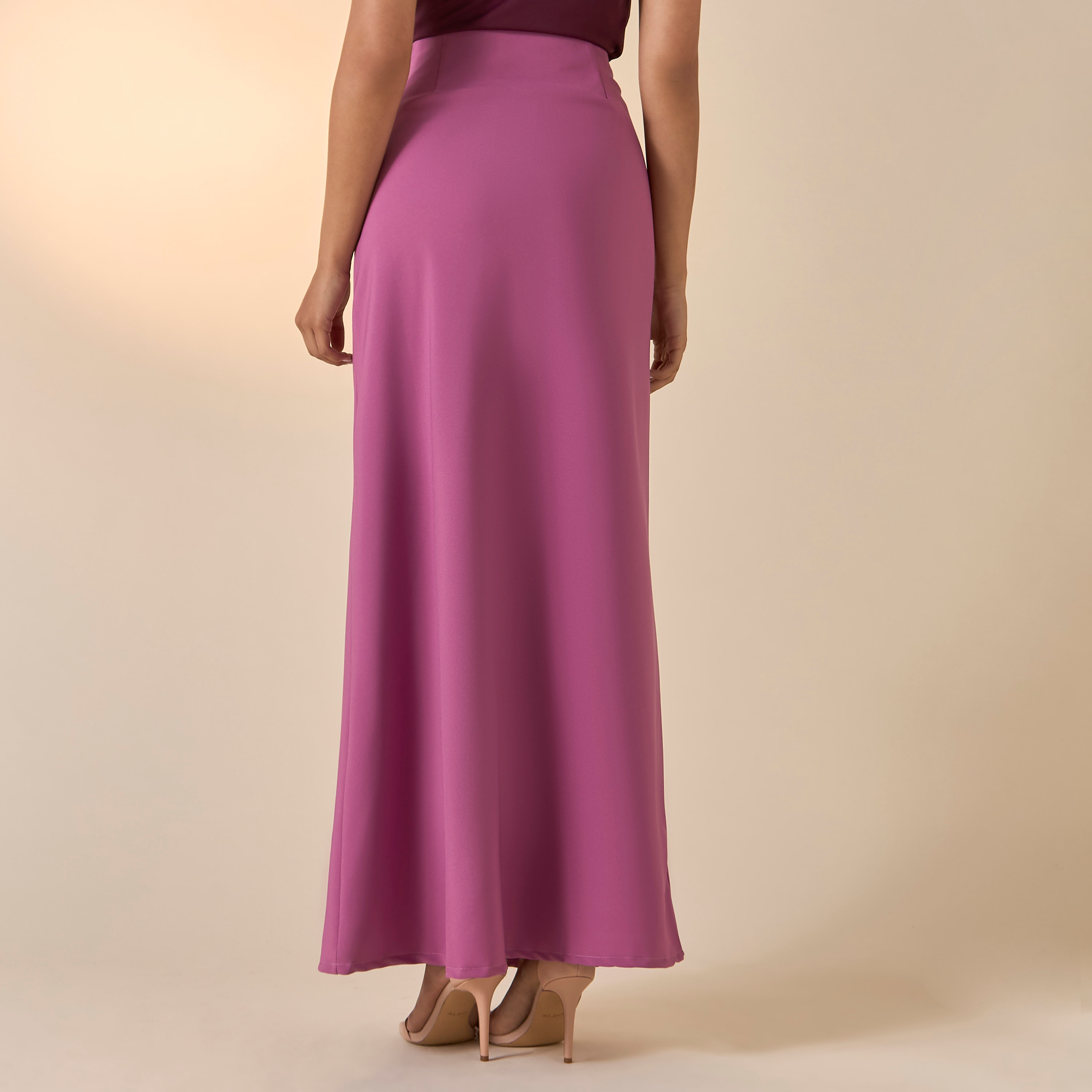 Golden Apple Solid Skirt with Zip Closure-women-clothing-bottoms-skirts-image-3