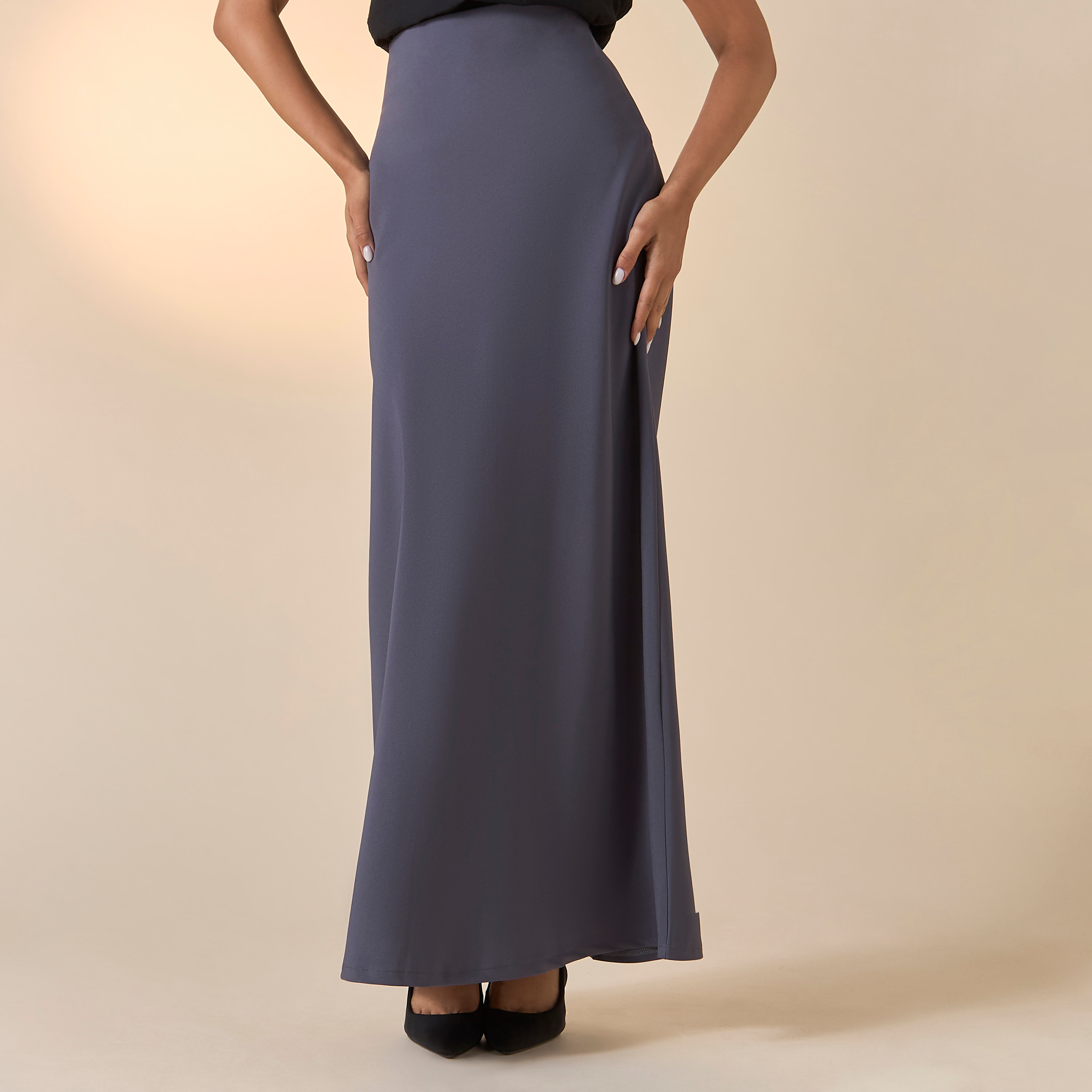 Golden Apple Solid Skirt with Zip Closure-women-clothing-bottoms-skirts-image-5