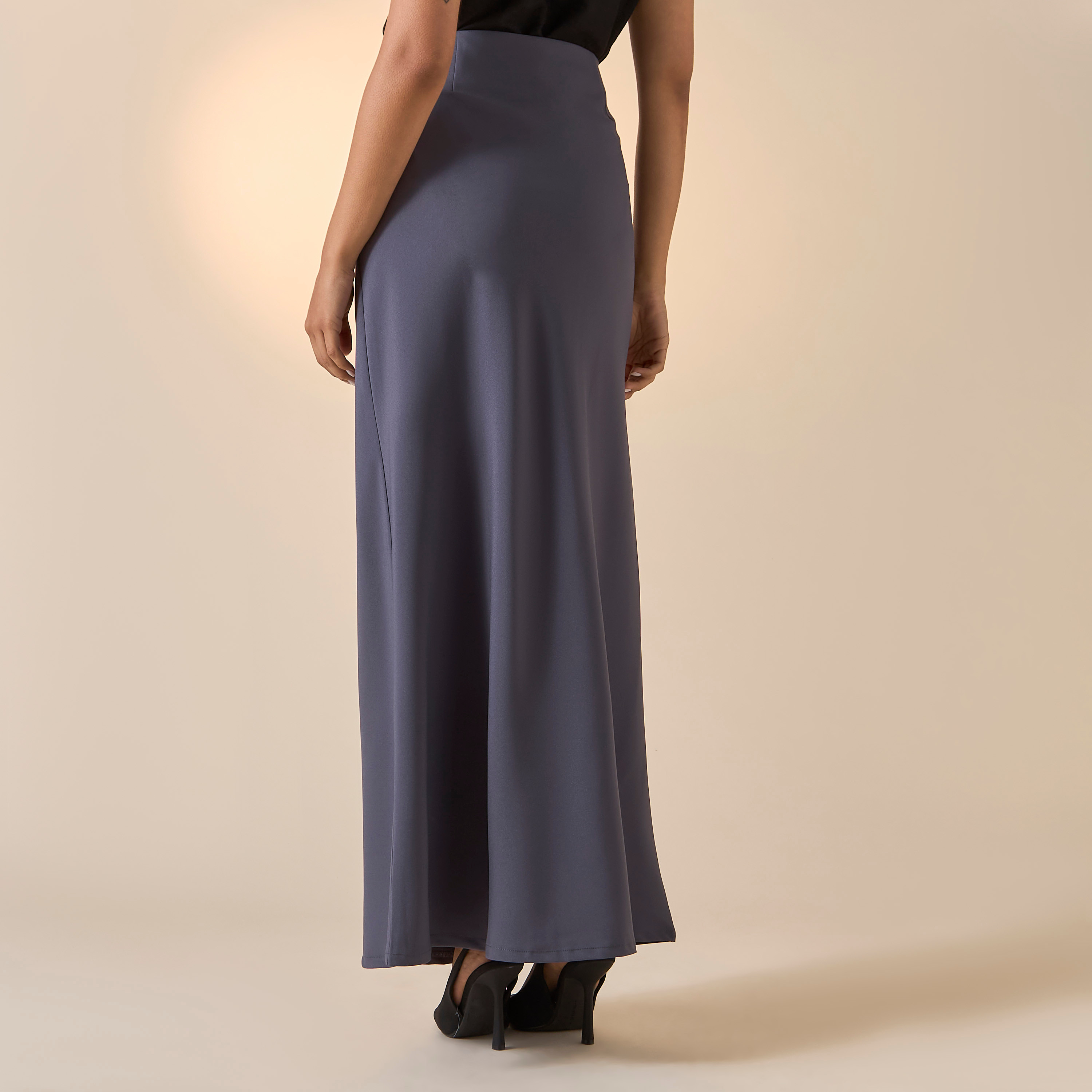 Golden Apple Solid Skirt with Zip Closure-women-clothing-bottoms-skirts-image-7