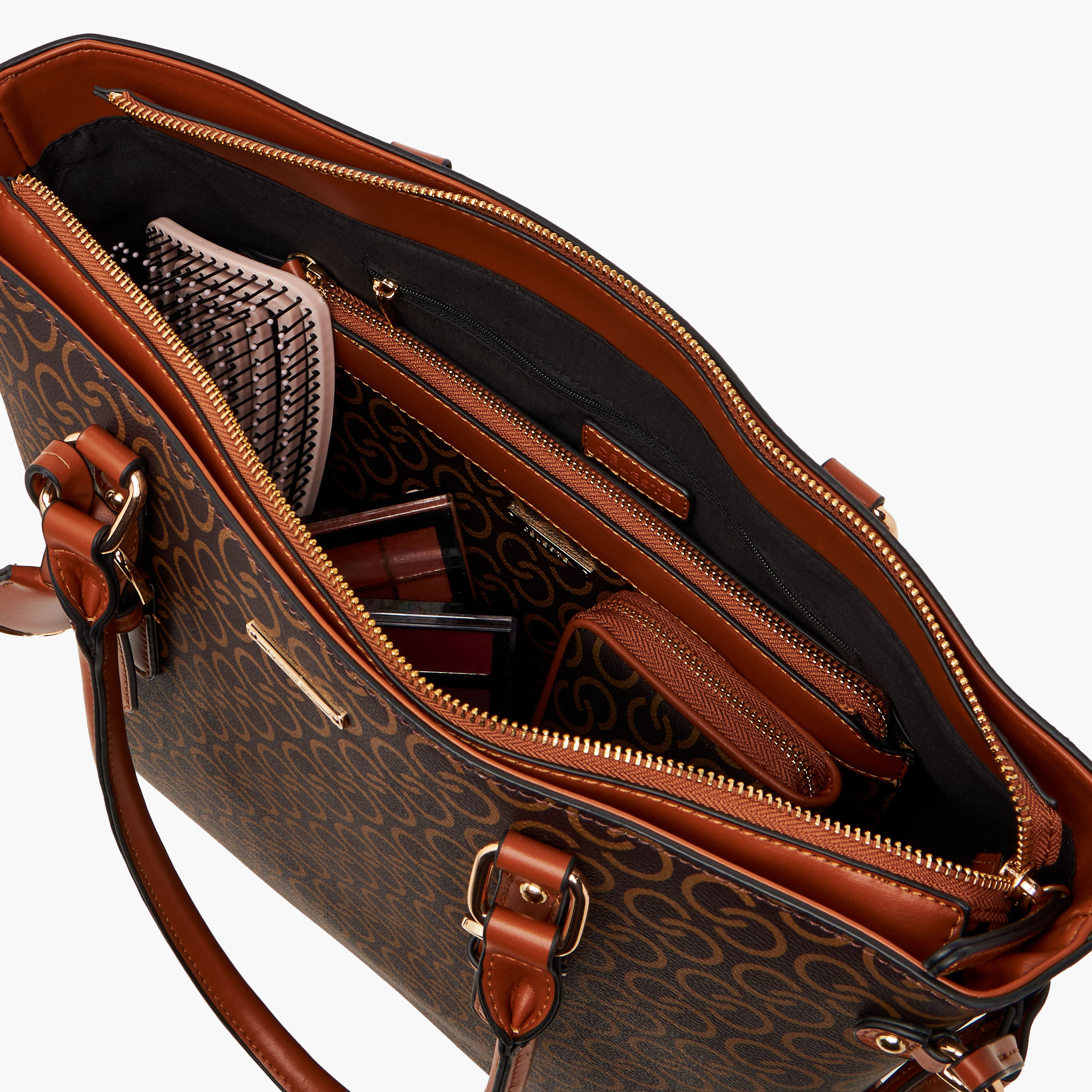 طقم شنط 4 قطع بطبعات مونوجرام من سيليست-women-bagsandwallets-handbags-image-11