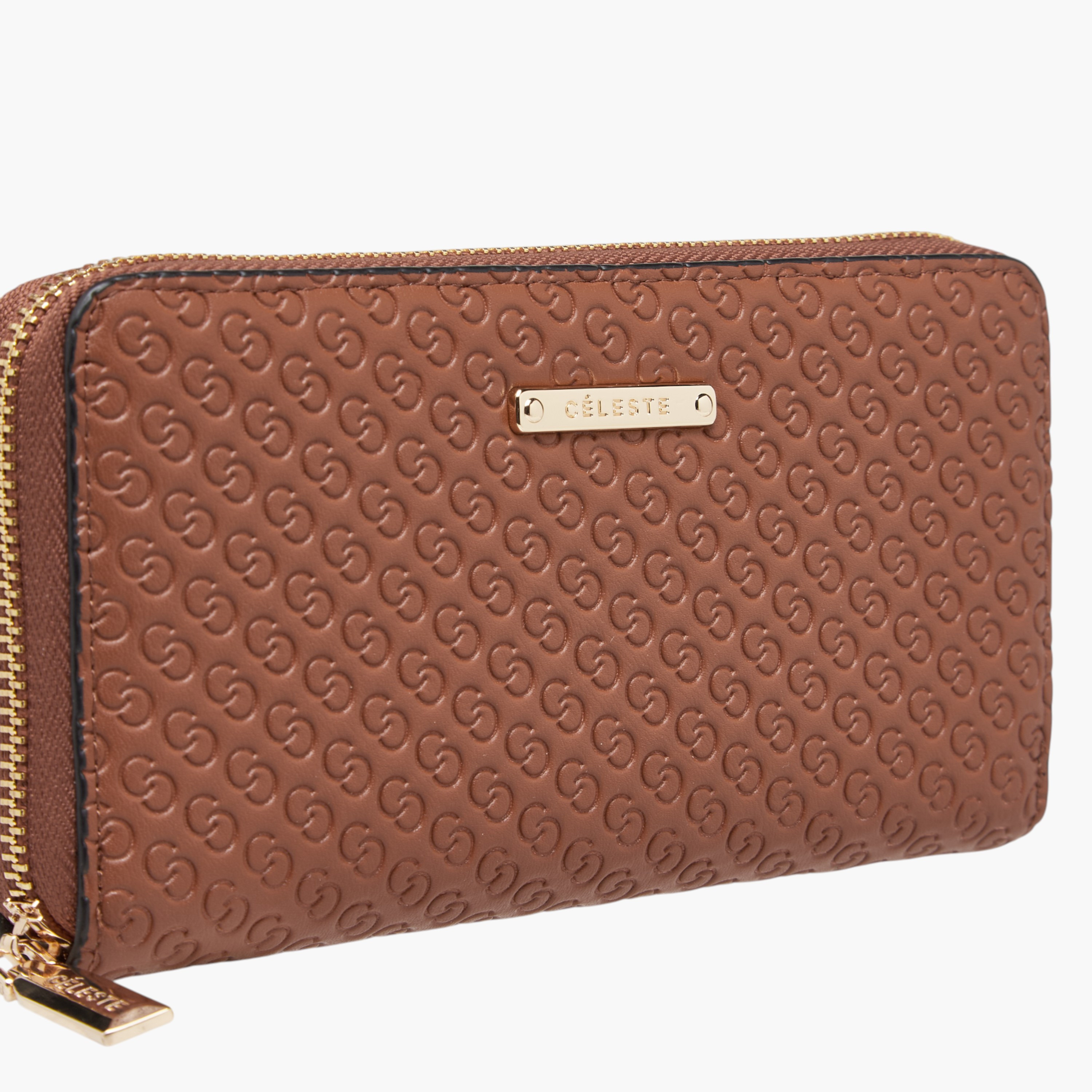محفظة بسحاب إغلاق دائري ونقوش مونوجرام من سيليست-women-bagsandwallets-wallets-image-3