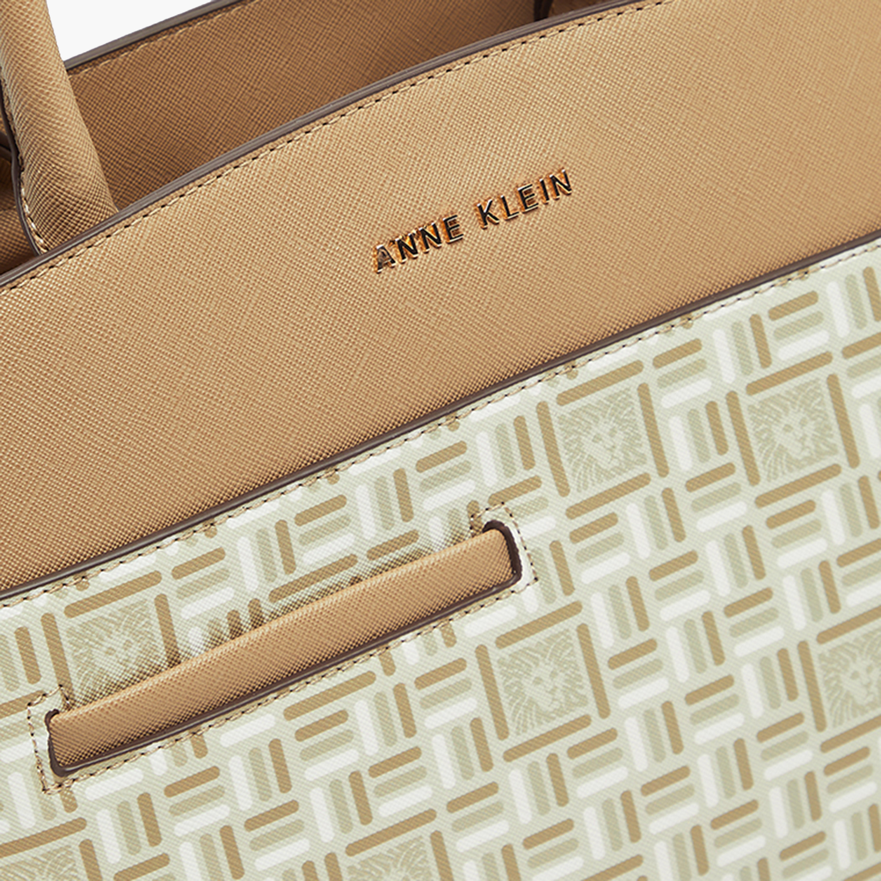 شنطة توتي بسحاب إغلاق وحزام قابل للفصل وطبعات من آن كلاين-women-bagsandwallets-handbags-image-5