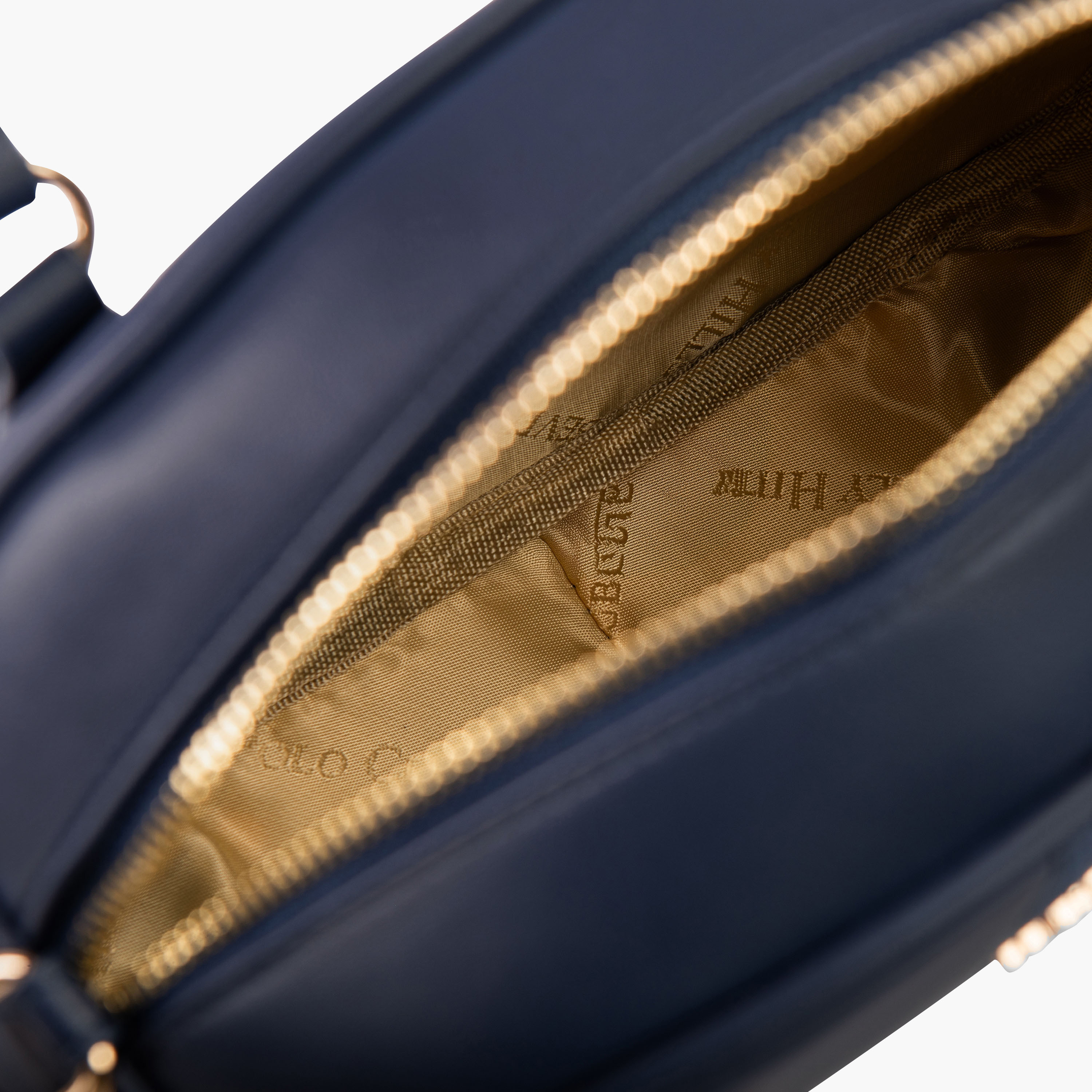 شنطة بسحاب إغلاق وحزام قابل للفصل وتفاصيل شعار من بيفرلي هيلز بولو كلوب-women-bagsandwallets-handbags-image-11