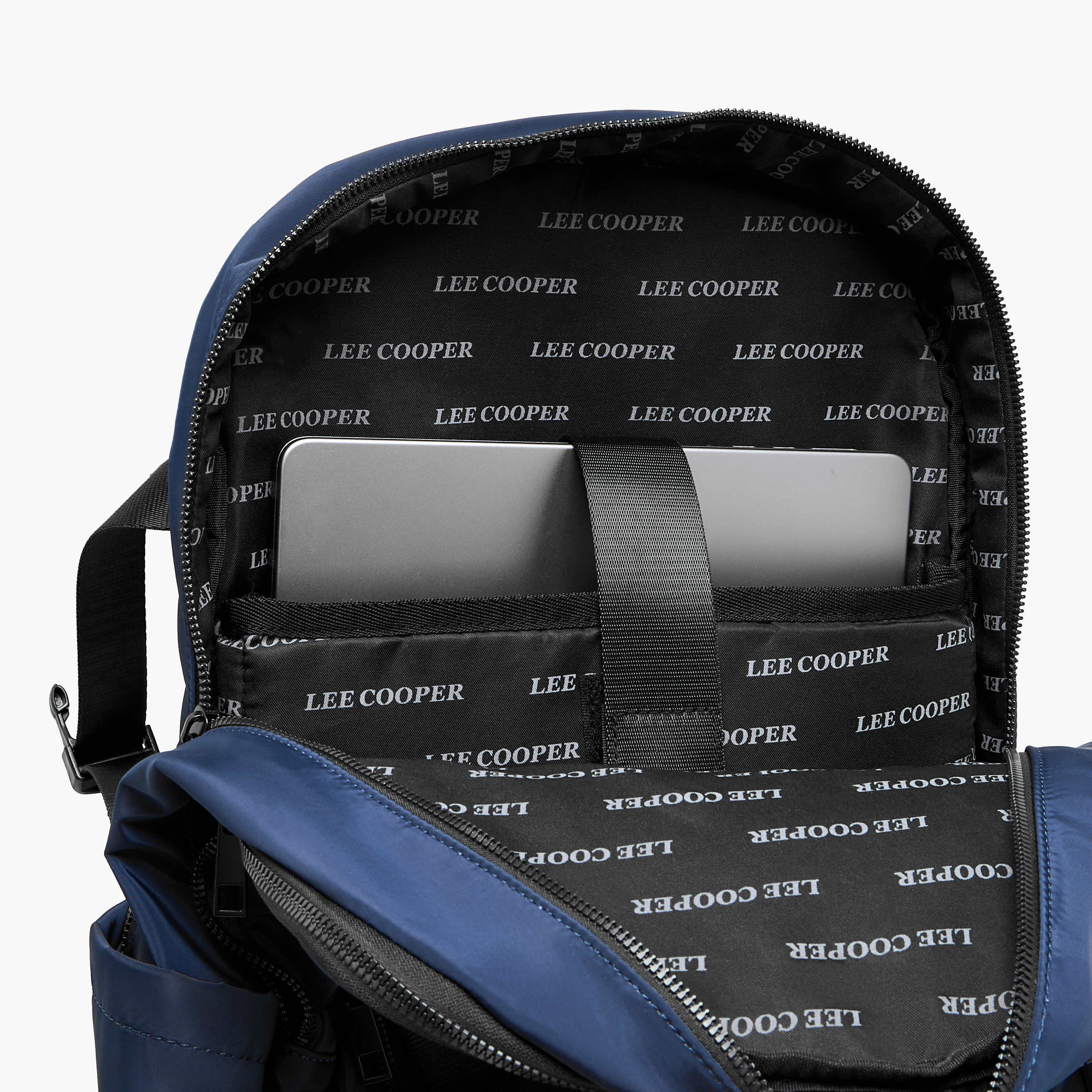 شنطة ظهر بطبعات وأحزمة قابلة للتعديل وسحاب إغلاق من لي كوبر - 16xX33X47 سم-travel-luggagesandbags-backpacks-image-8
