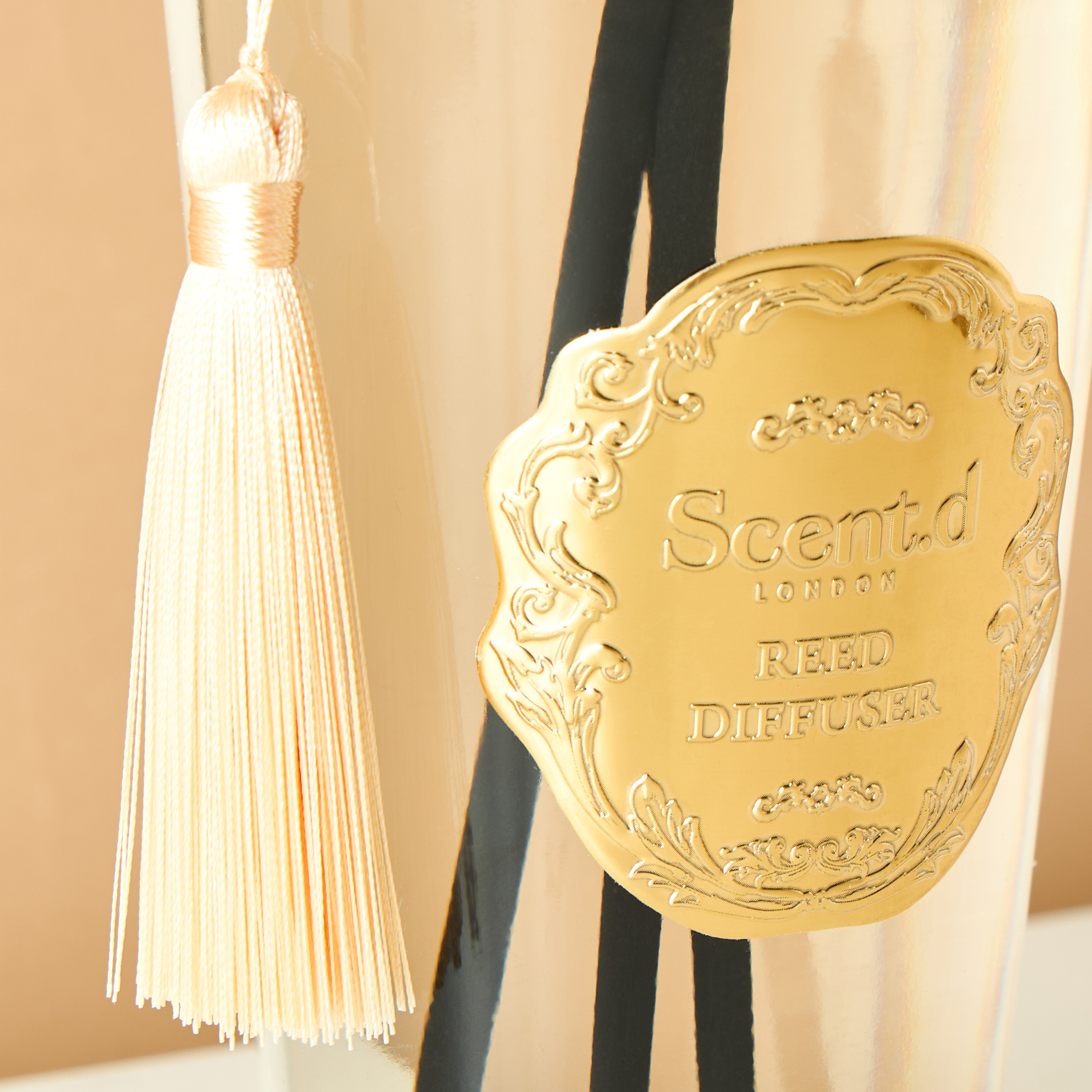 Scent.d London Sweet Vanilla Reed Diffuser - 500 ml-household-homefragrance-reeddiffusers-image-4