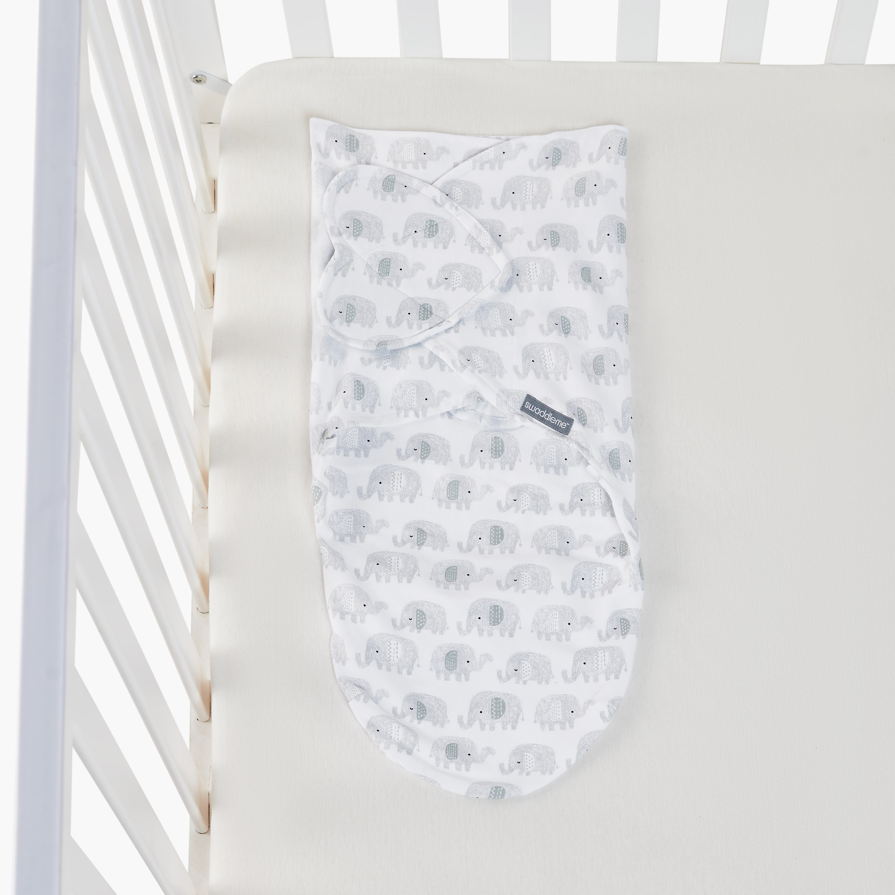 قماط نوم أطفال بطبعات فيل من جونيورز - 0-3 شهور-baby-nursery-blanketsandswaddles-swaddlesandsleepingbags-image-8