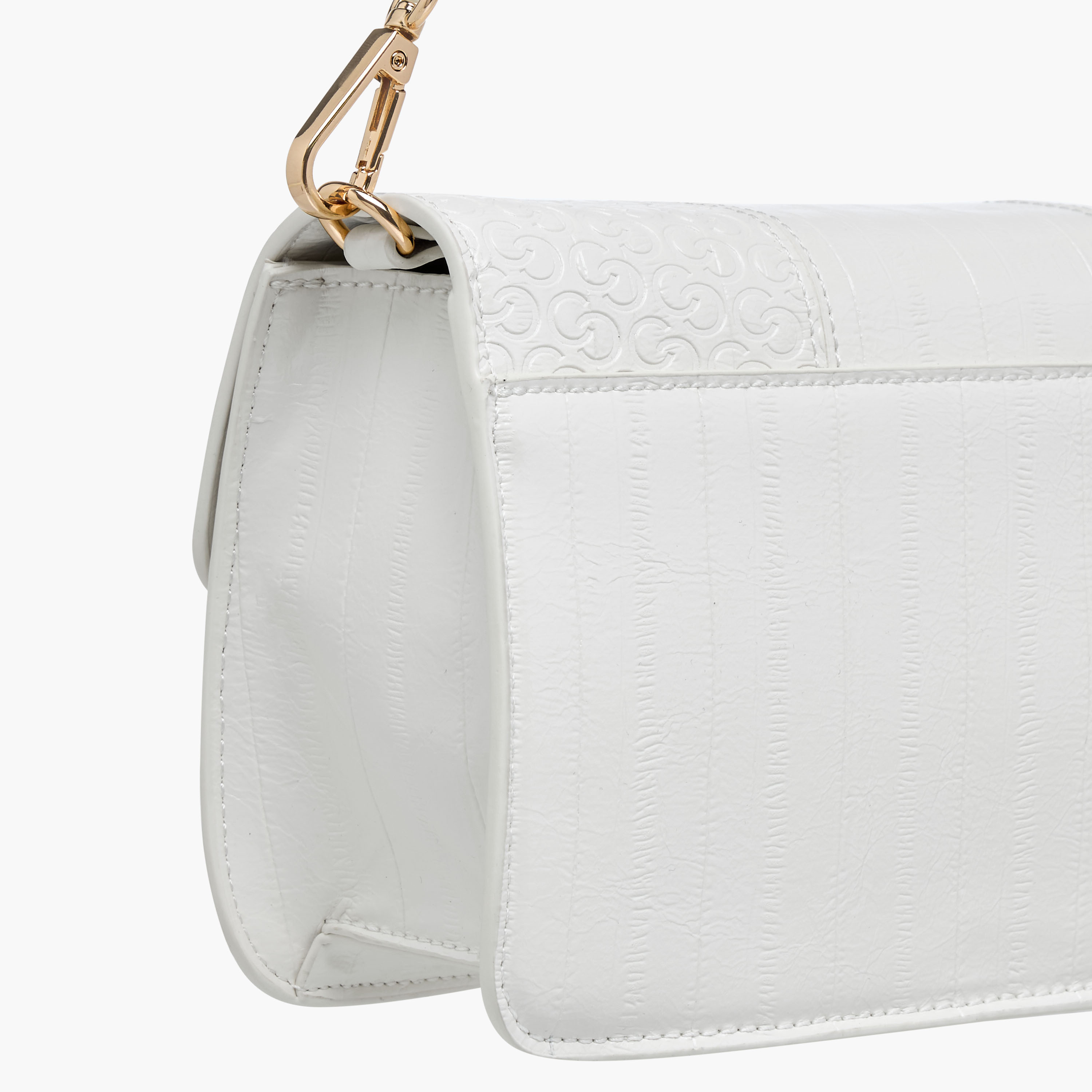شنطة كروس بودي بقفل دوار ونقوش مونوجرام من سيليست-women-bagsandwallets-handbags-image-6