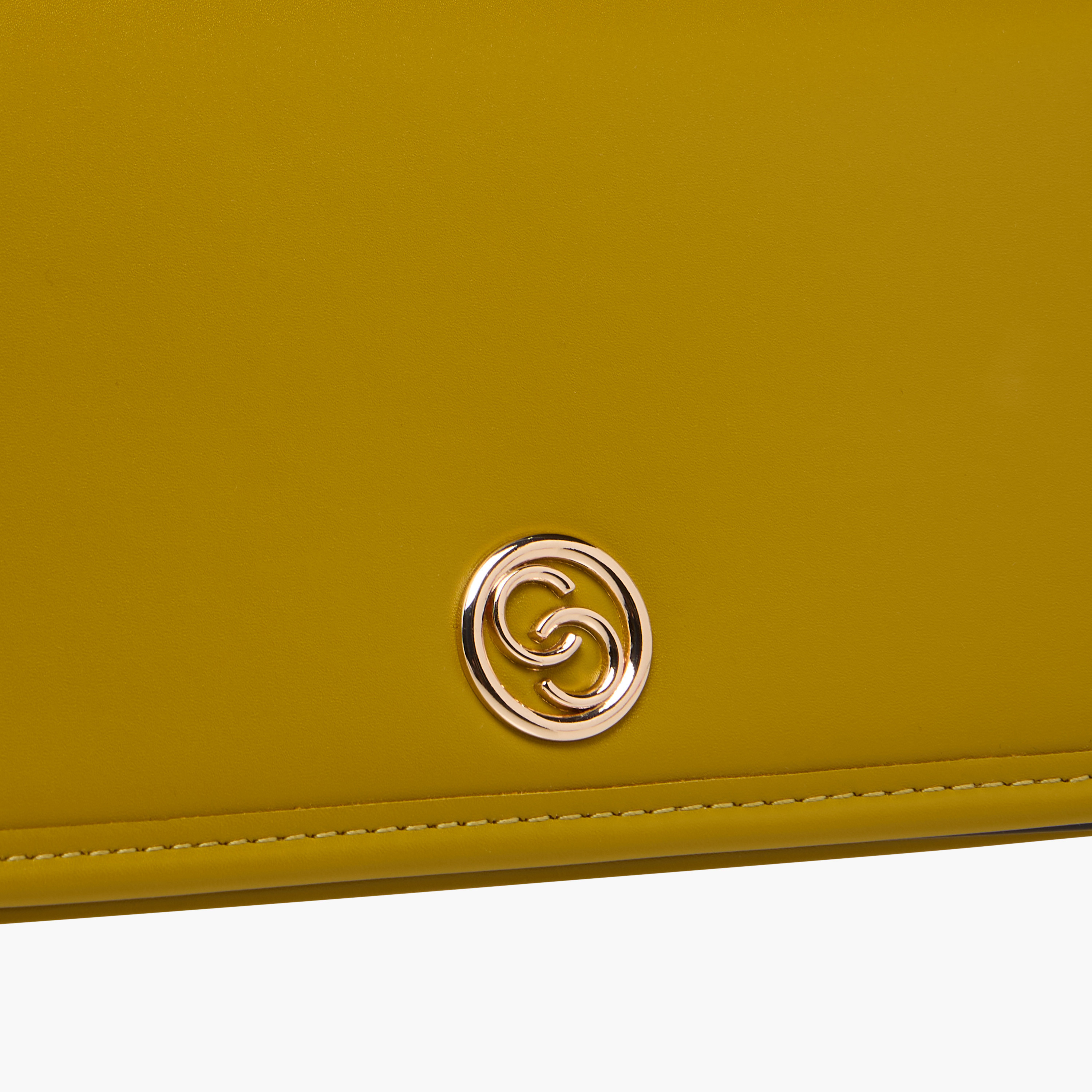 شنطة كروس بودي سادة بحزام قابل للفصل وطية إغلاق من سيليست-women-bagsandwallets-handbags-image-6