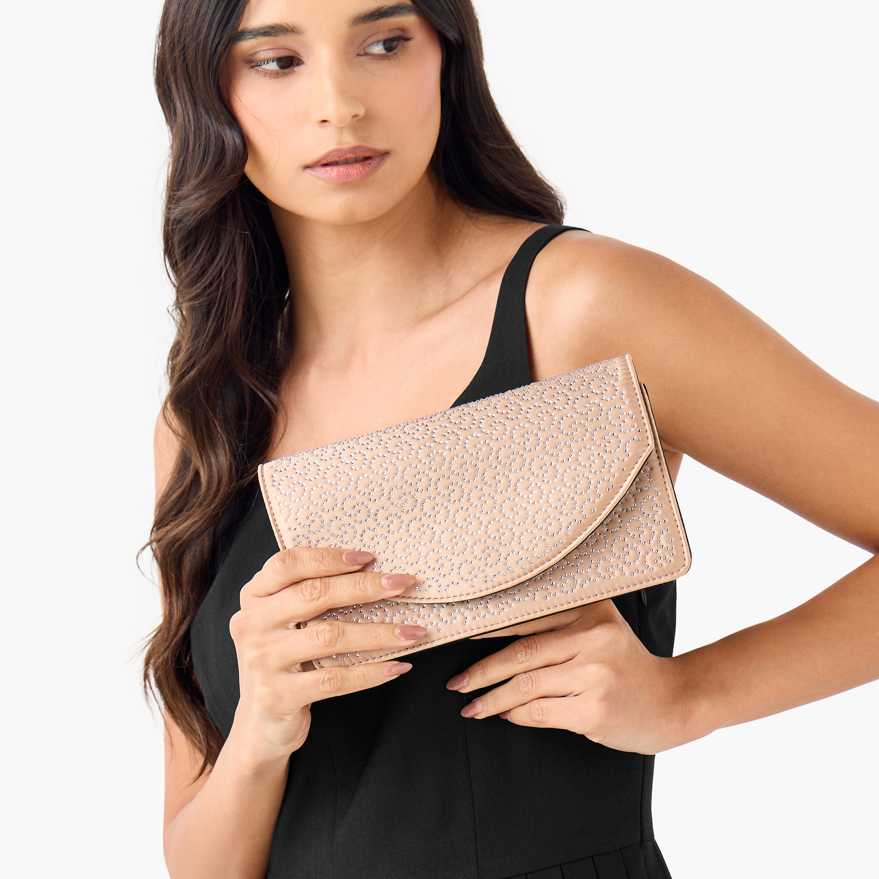 شنطة كروس بودي مزينة بحزام سلسلة من سيليست-women-bagsandwallets-handbags-image-8