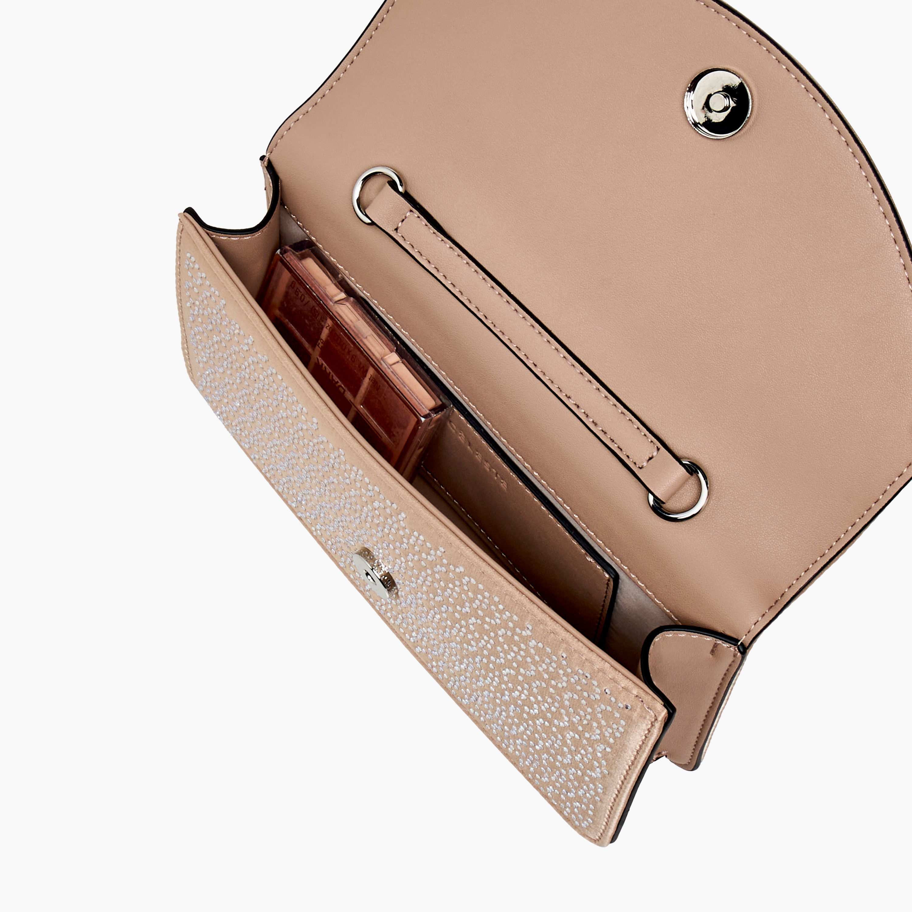 شنطة كروس بودي مزينة بحزام سلسلة من سيليست-women-bagsandwallets-handbags-image-9