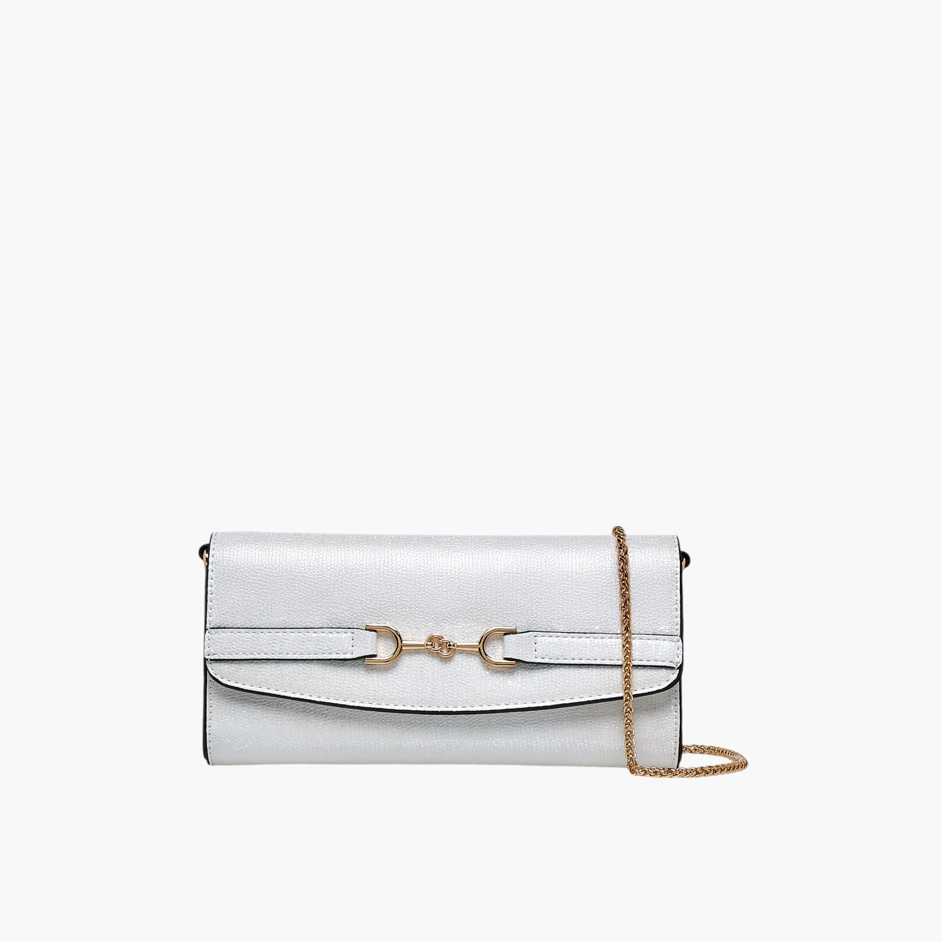 شنطة كروس بودي بملمس ميتاليك بارز مع حزام سلسلة وزر إغلاق من سيليست-women-bagsandwallets-handbags-image-1