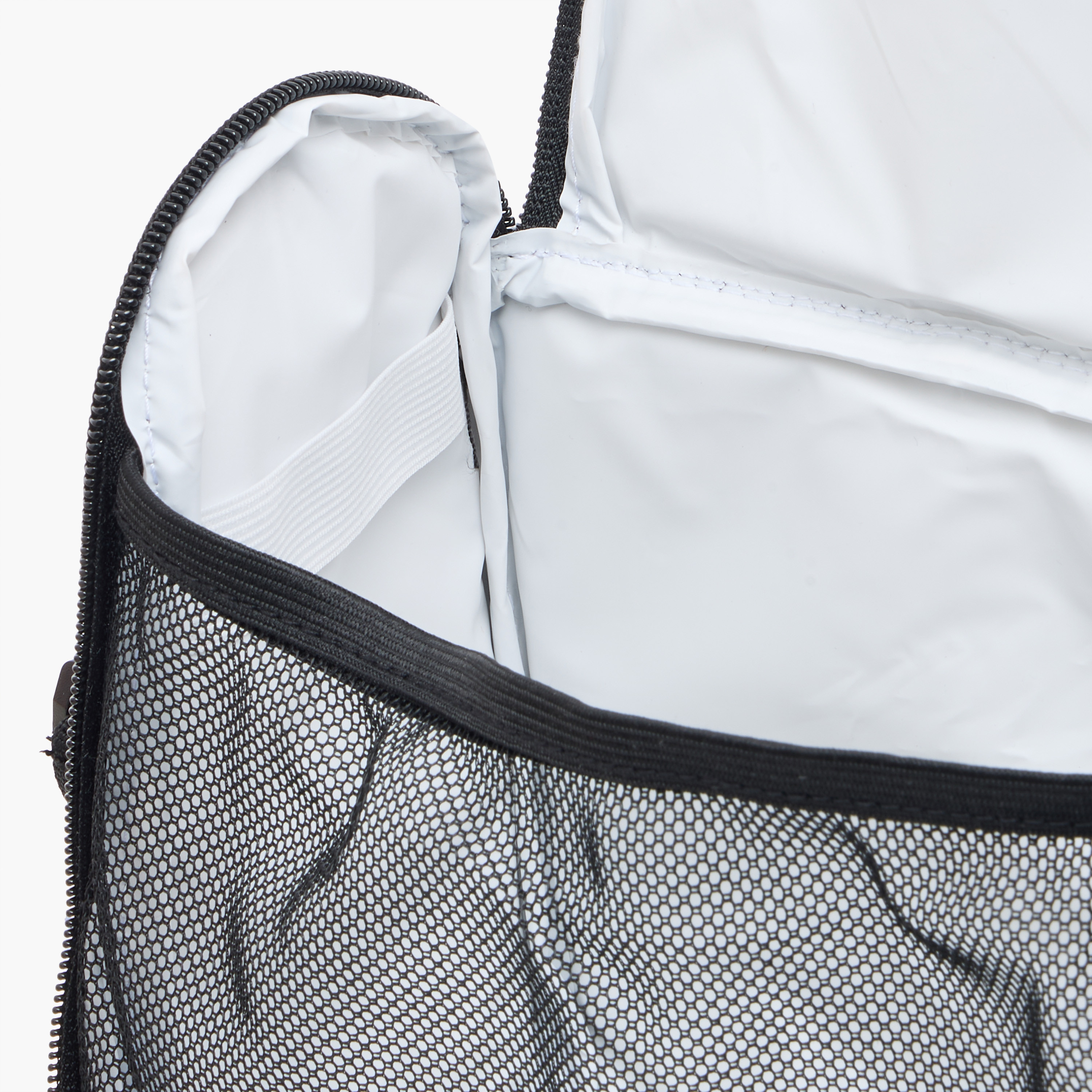 Cristiano Ronaldo Print Lunch Bag with Zip Closure-school-lunchessentials-lunchbags-image-6