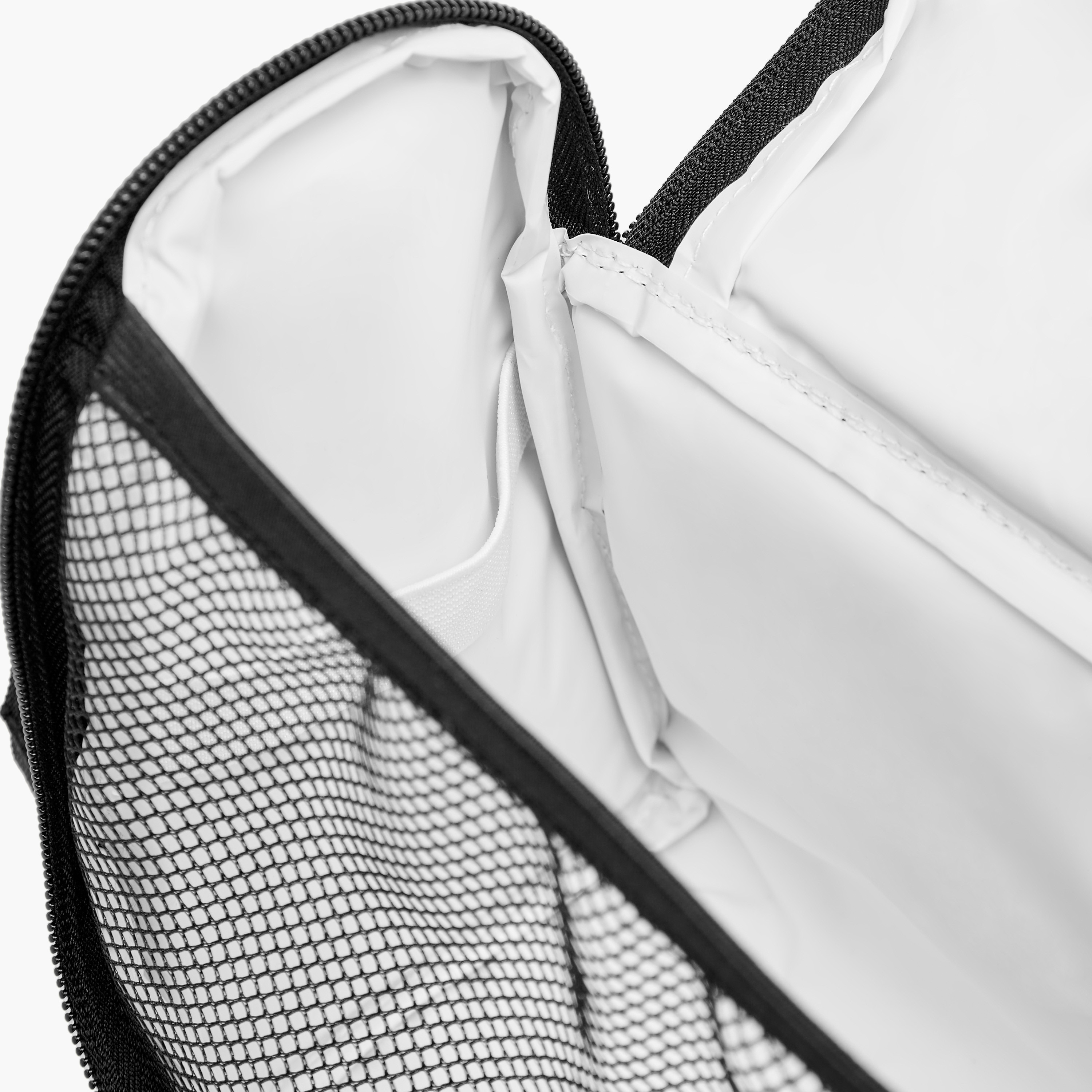 شنطة غداء بطبعات شعار لامبورجيني وحزام قابل للفصل وسحاب إغلاق-school-lunchessentials-lunchbags-image-8