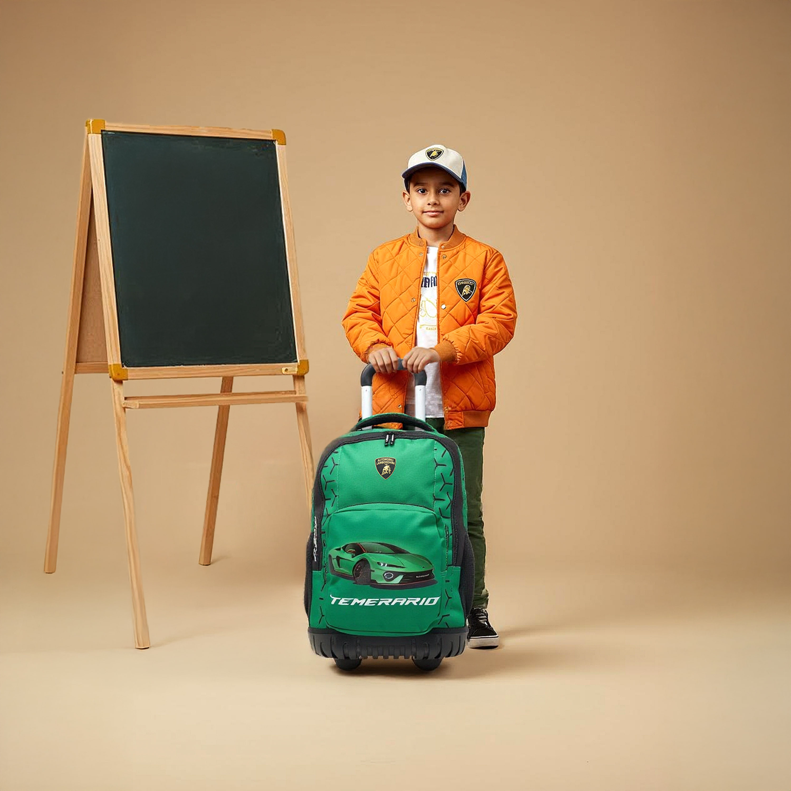 شنطة ترولي للأولاد 8-13 سنة بحامل قوارير وتصميم رياضي من لامبورجيني -school-bagsandbackpacks-trolleybags-image-9