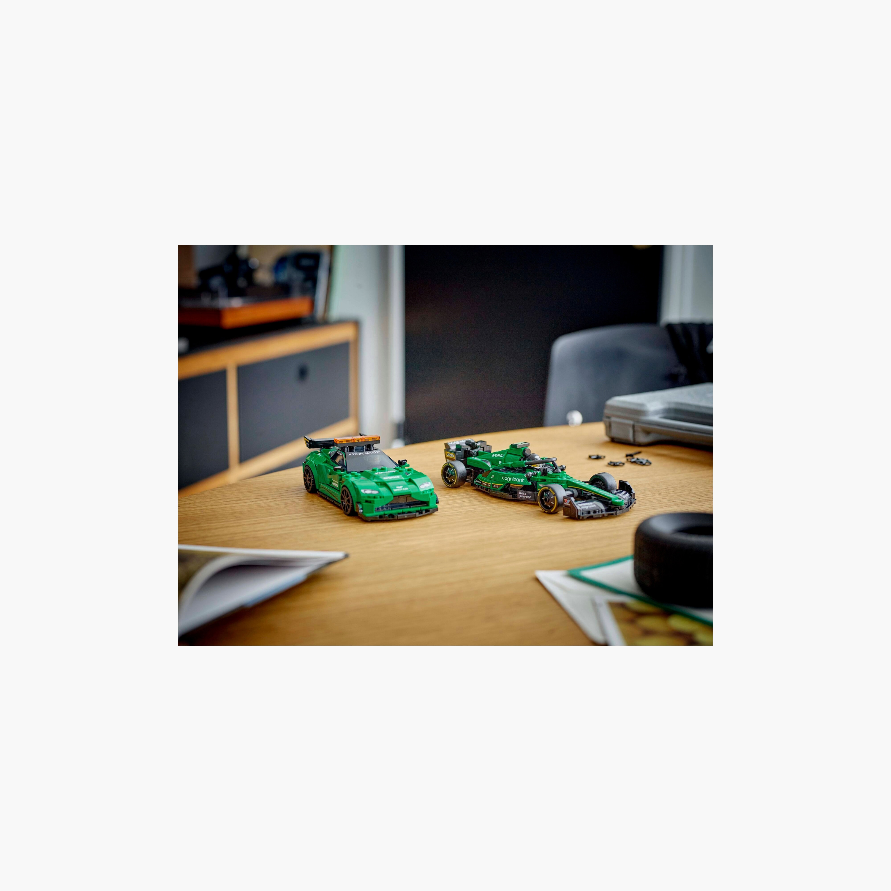 سيارة الأمان Aston Martin وAMR23‏ 76925 من LEGO® Speed Champions-toys-buildingblocks-blocks-image-7