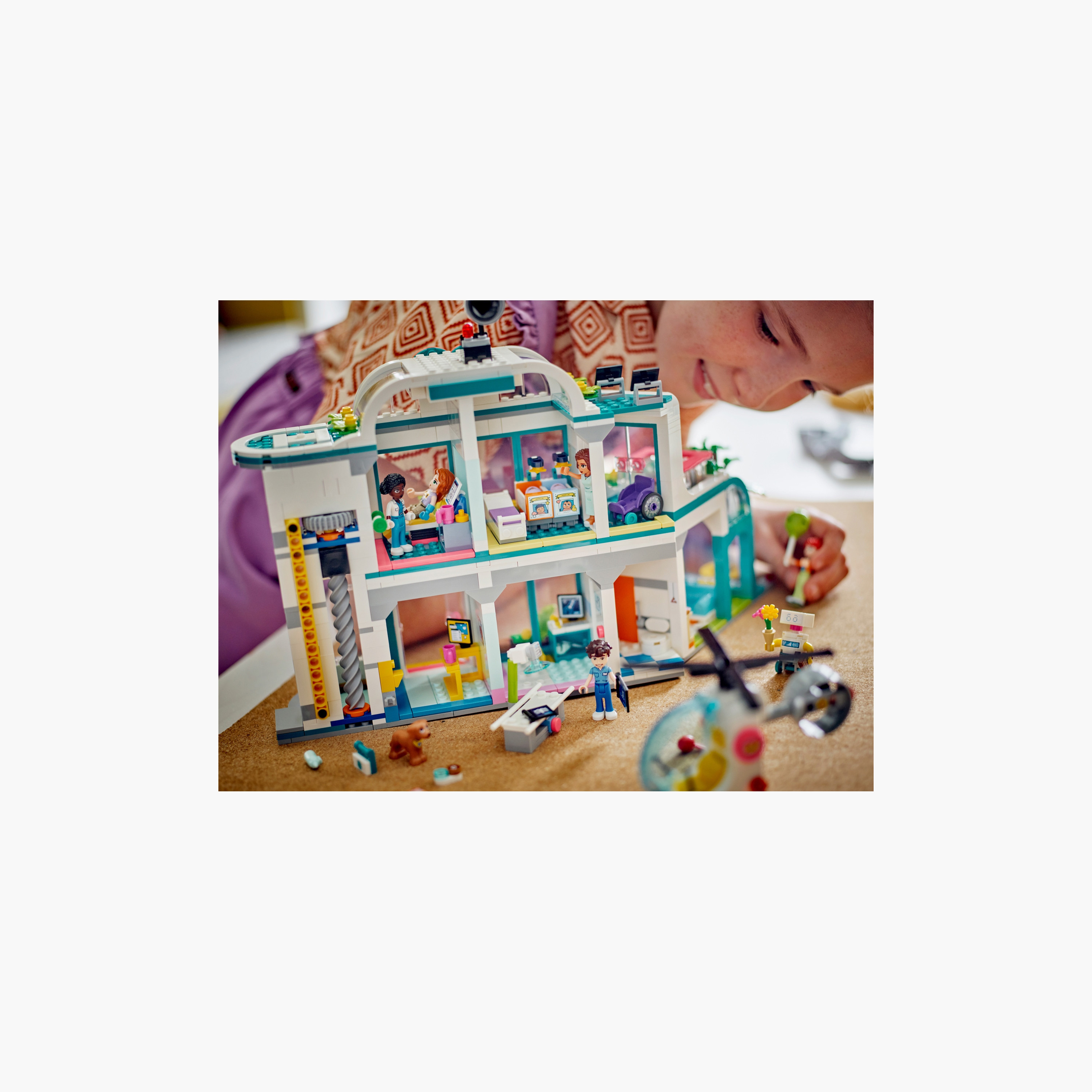 LEGO® Friends Heartlake City Hospital Set 42621-toys-buildingblocks-blocks-image-3