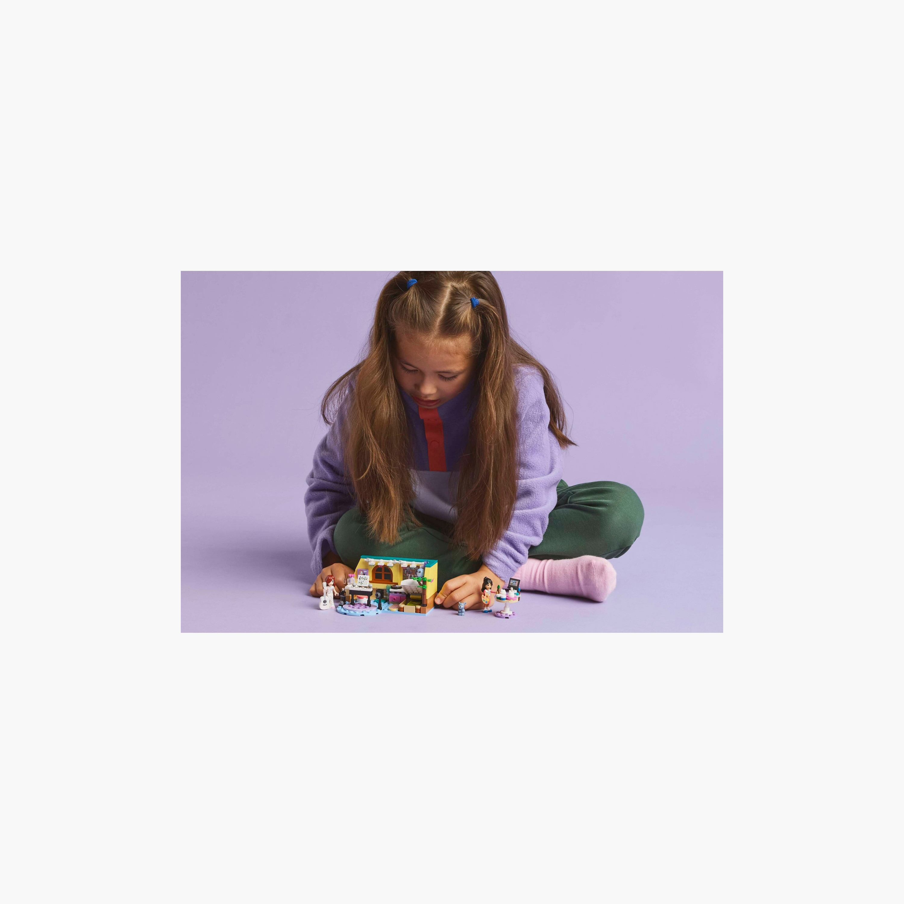 LEGO® Friends Paisley’s Room Pretend Play Bedroom Playset 42647-toys-blocksandpuzzles-image-9