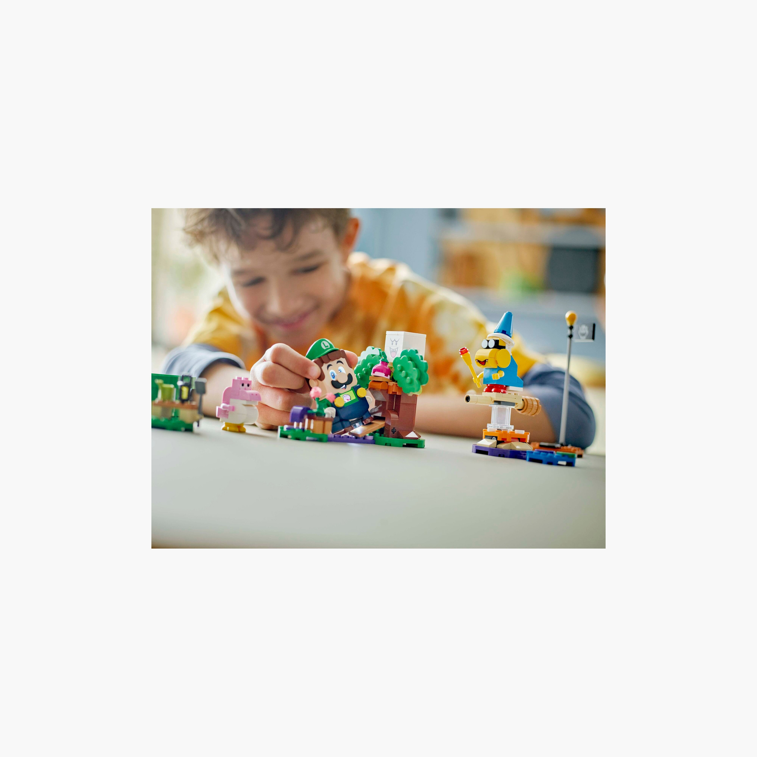 LEGO® Super Mario™ Adventures with Interactive LEGO® Luigi™ 71440-toys-buildingblocks-blocks-image-10