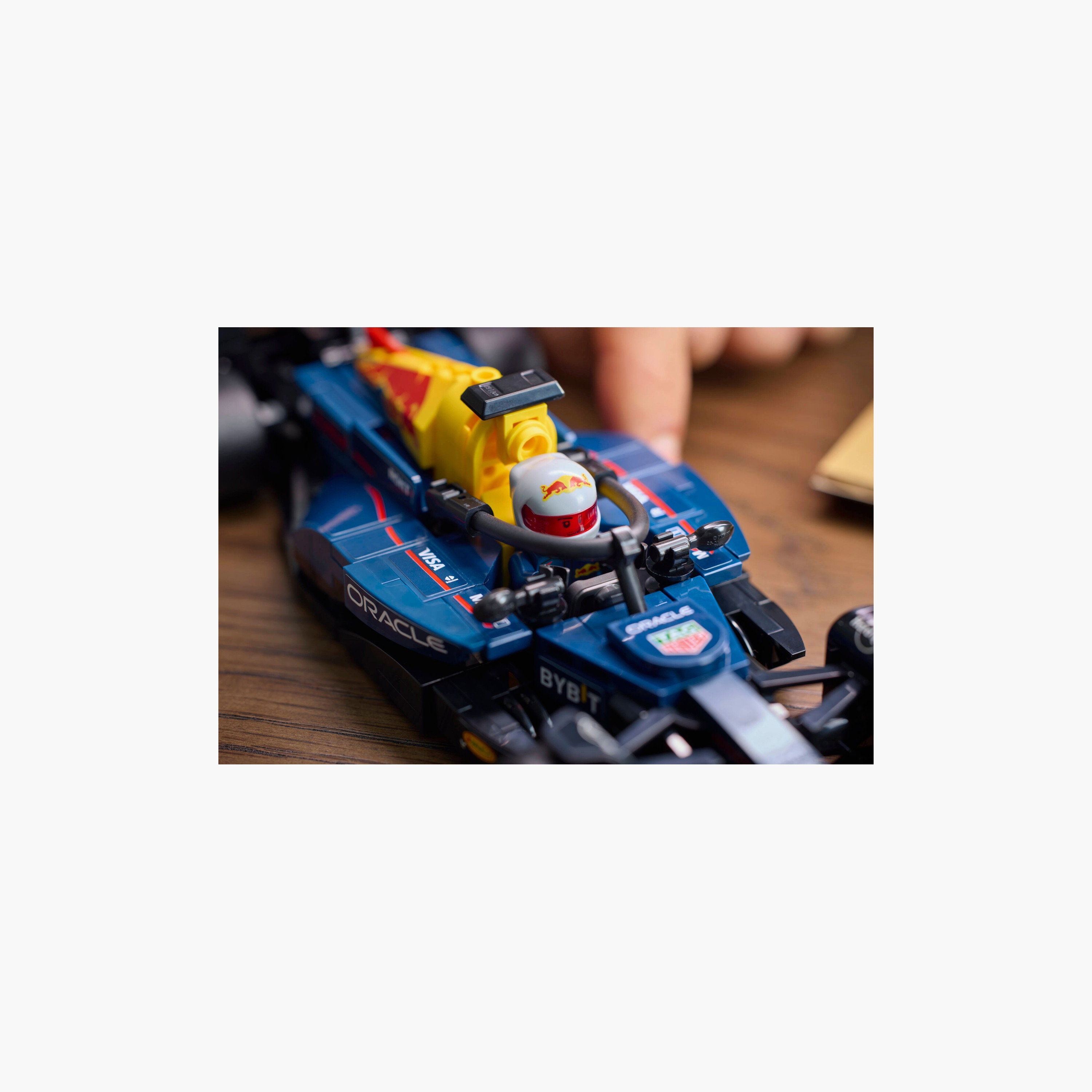 مجموعة سيارة السباق Oracle Red Bull Racing RB20 F1®‍‌‎ من ليغو® Speed Champions‏ 77243-toys-buildingblocks-blocks-image-10