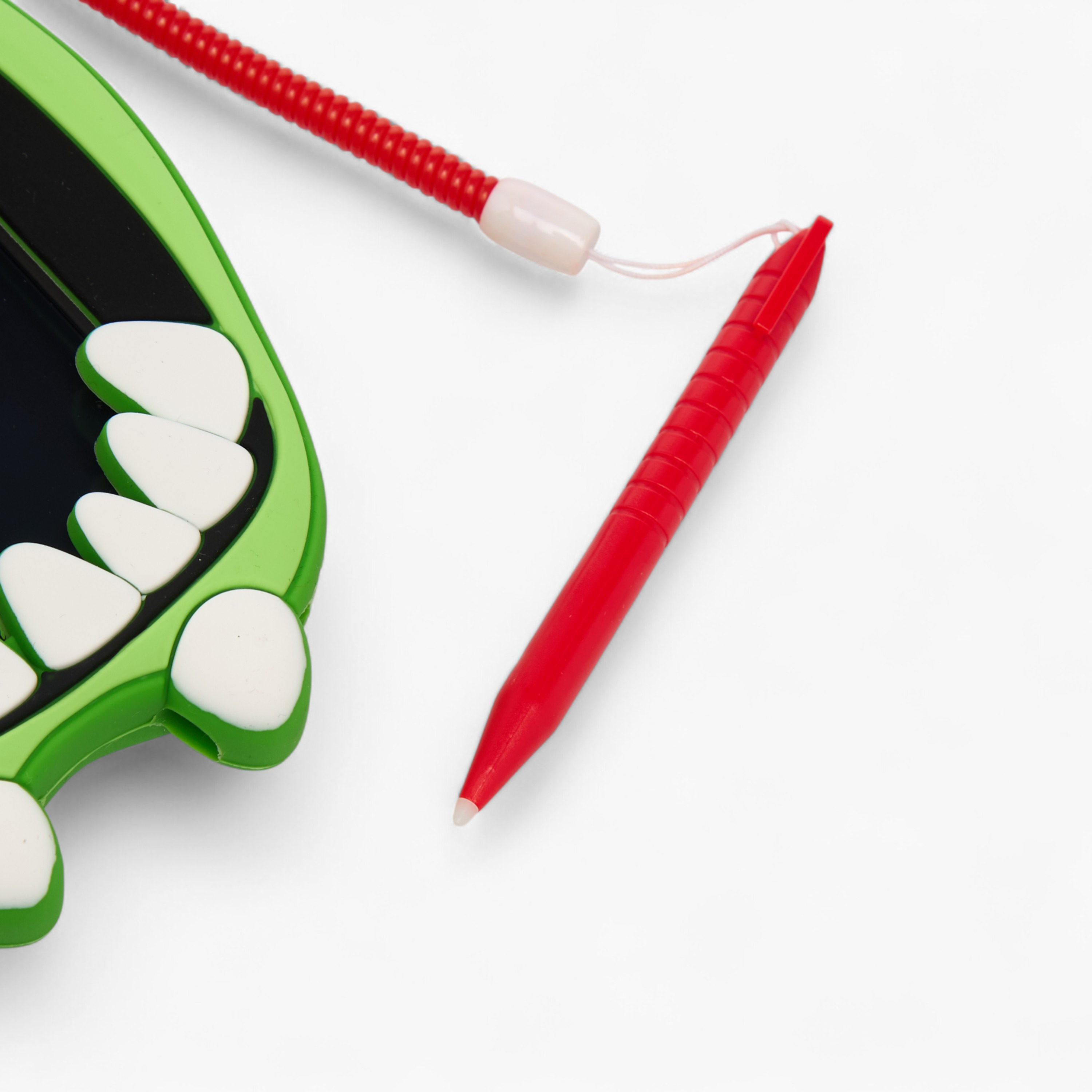 Findz Dinosaur LCD Writing Tag-travel-accessories-image-5