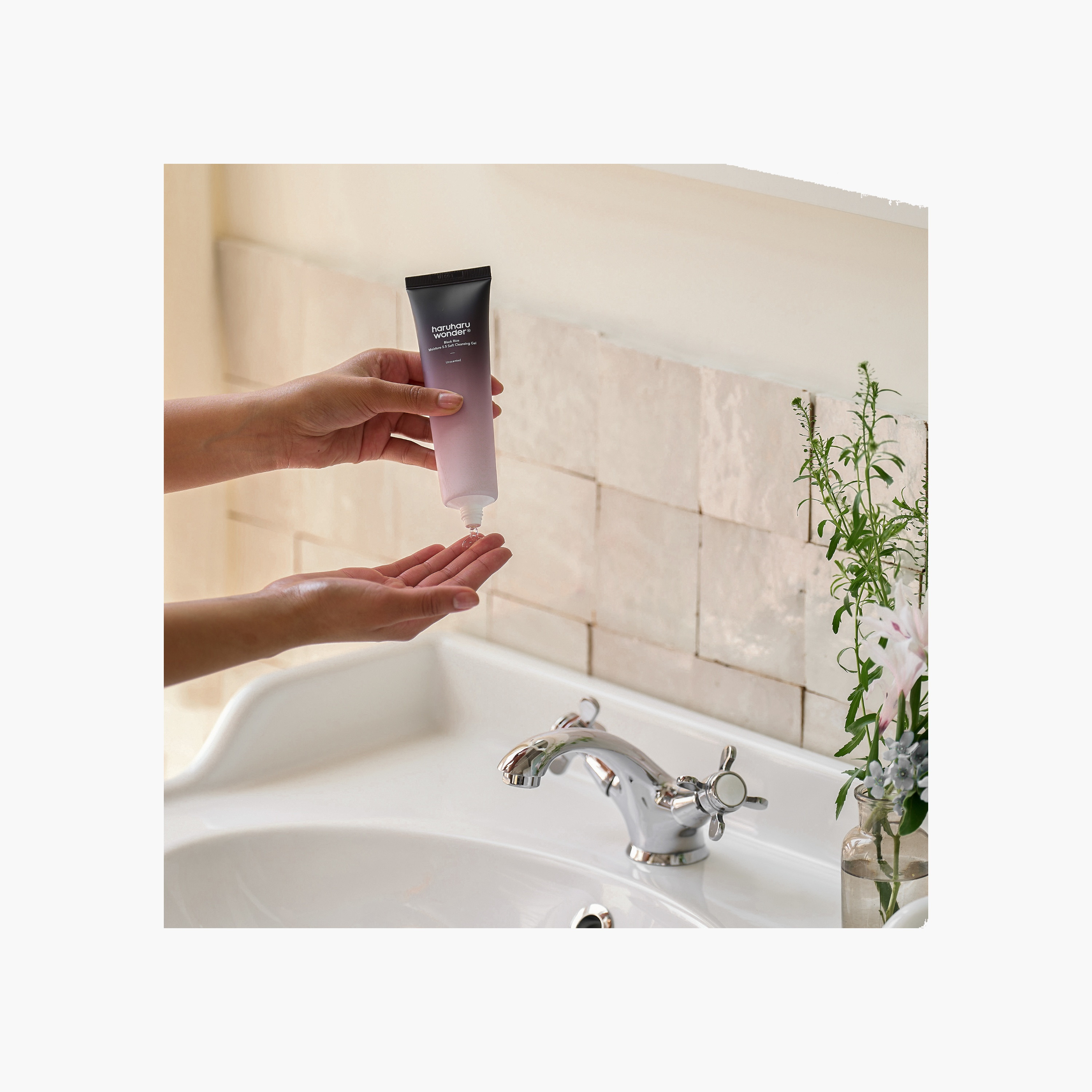 HARUHARU WONDER Moisturising Soft Cleansing Gel-beautyandpersonalcare-kbeauty-skin-cleansers-facewashandcleansers-image-2