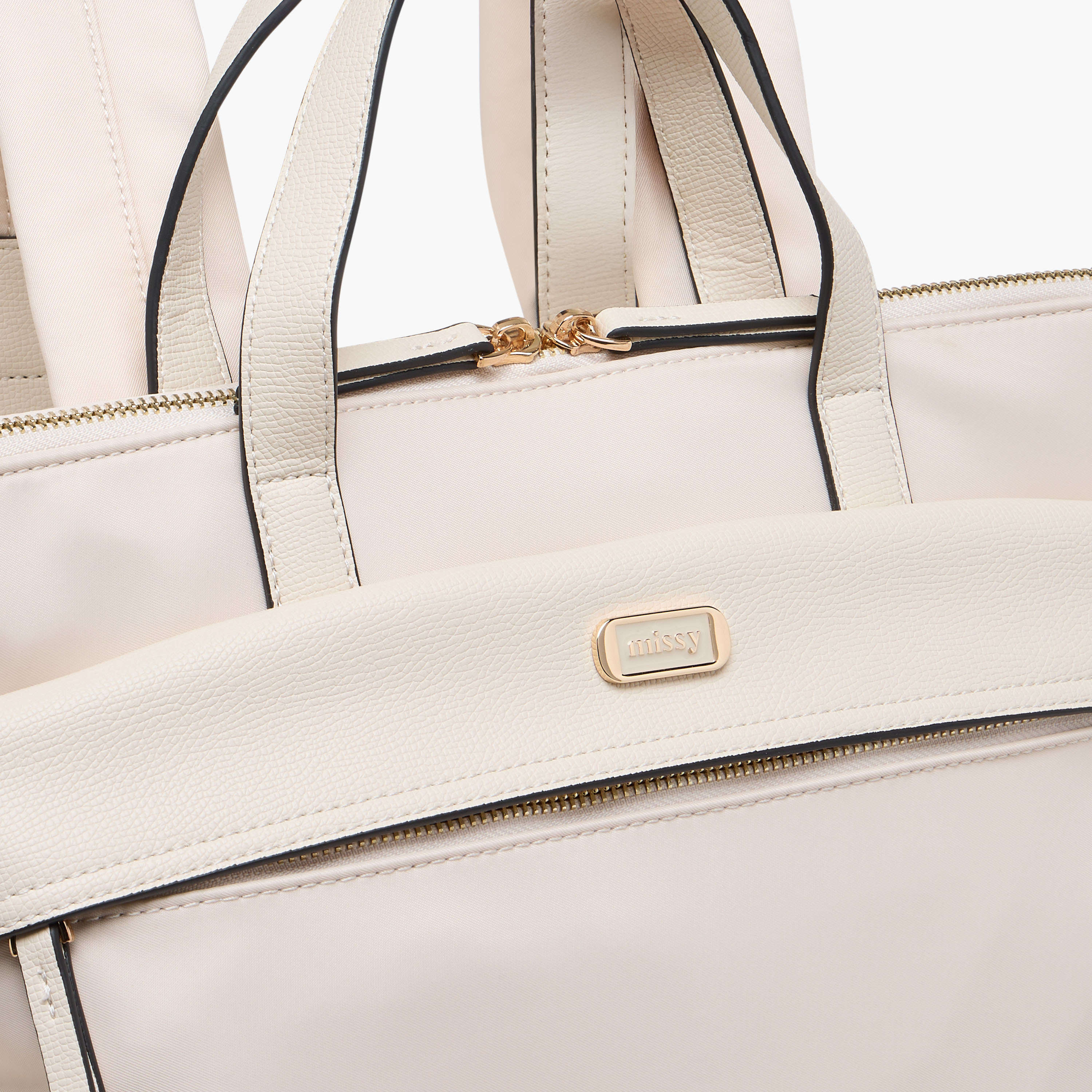 شنطة ظهر سادة بأحزمة قابلة للتعديل وسحاب إغلاق من ميسي -  32x13x34 سم-women-bagsandwallets-backpacks-image-4