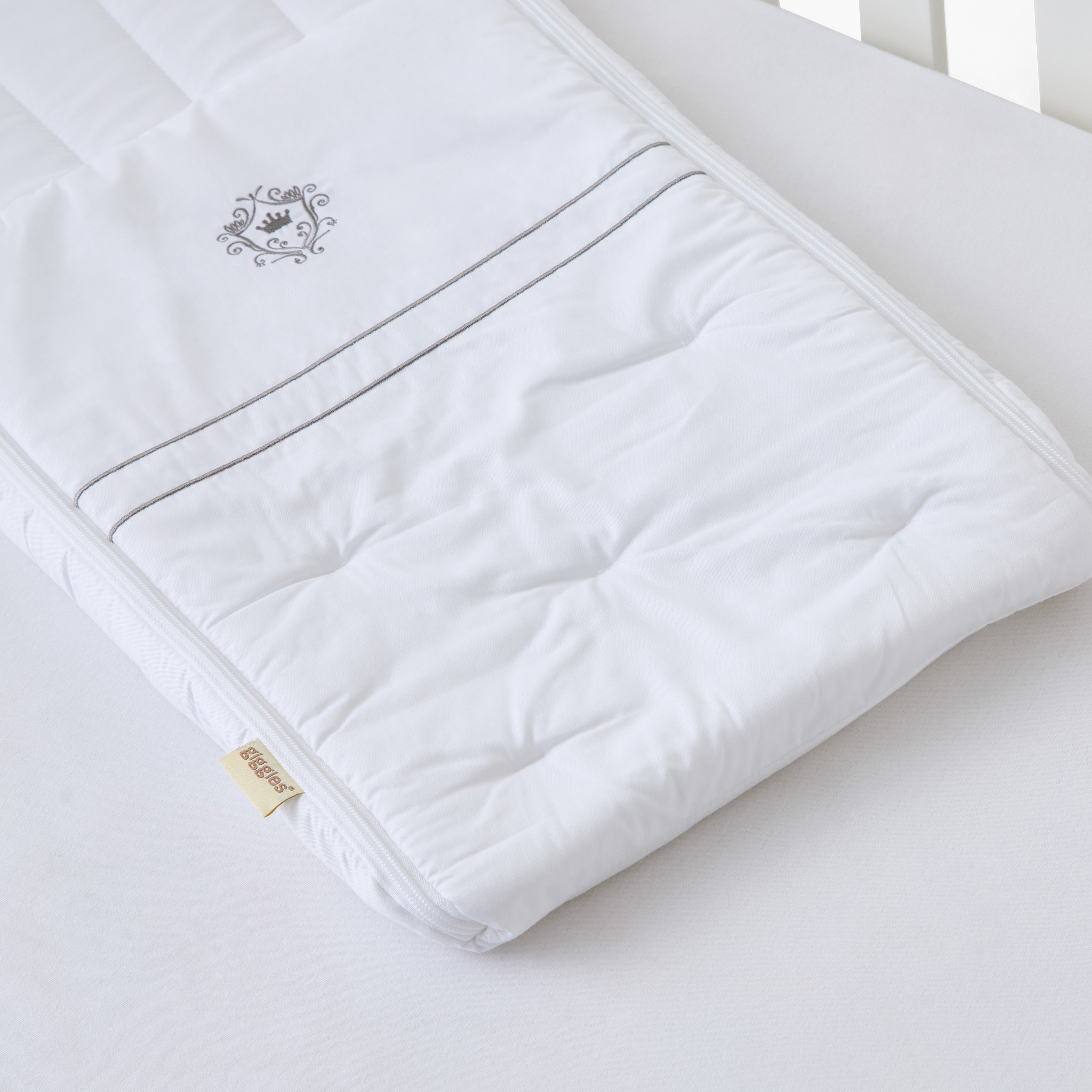 شنطة حمل أطفال مطرزة وسحاب إغلاق من جيجلز-baby-nursery-blanketsandswaddles-swaddlesandsleepingbags-image-3