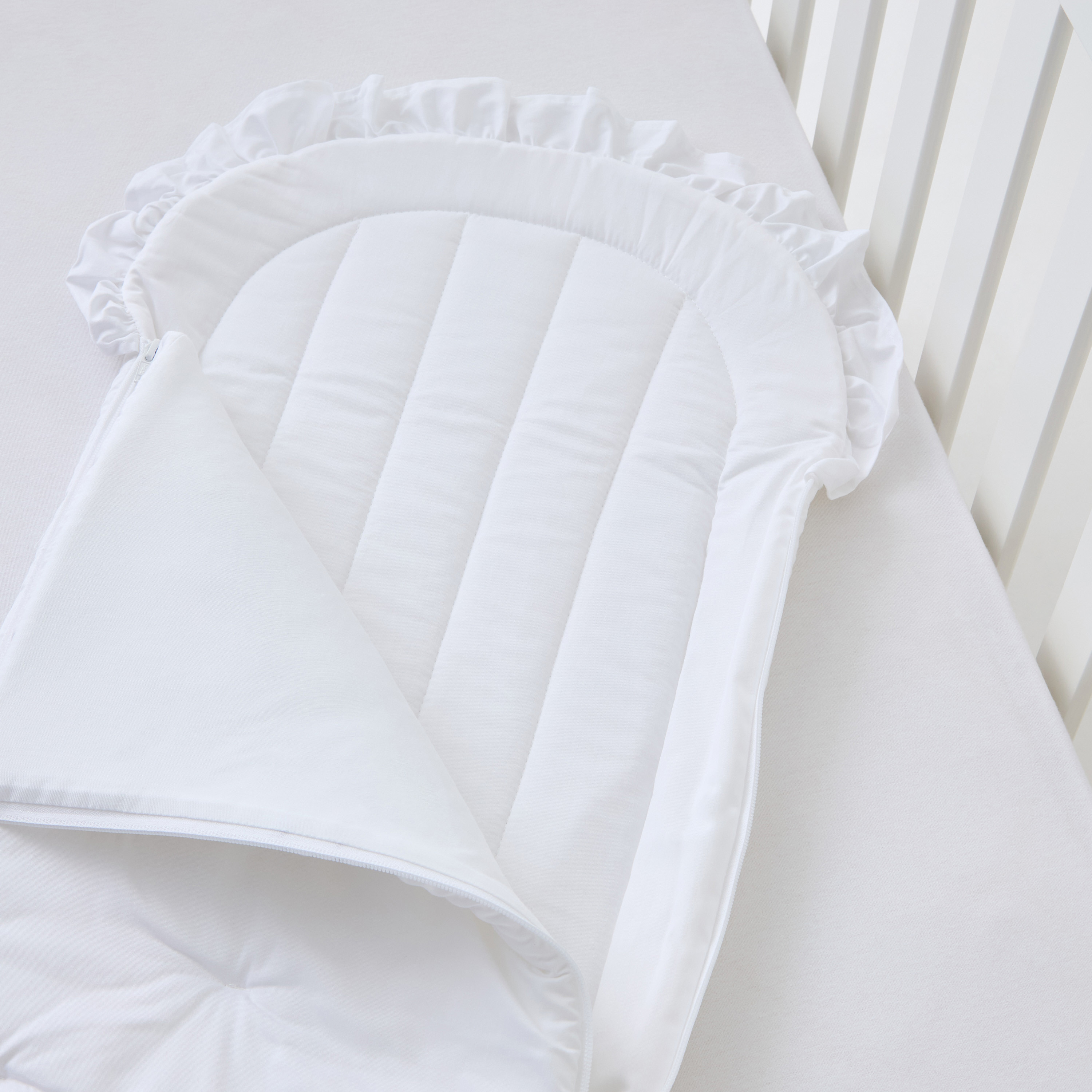 شنطة حمل أطفال مطرزة وسحاب إغلاق من جيجلز-baby-nursery-blanketsandswaddles-swaddlesandsleepingbags-image-1