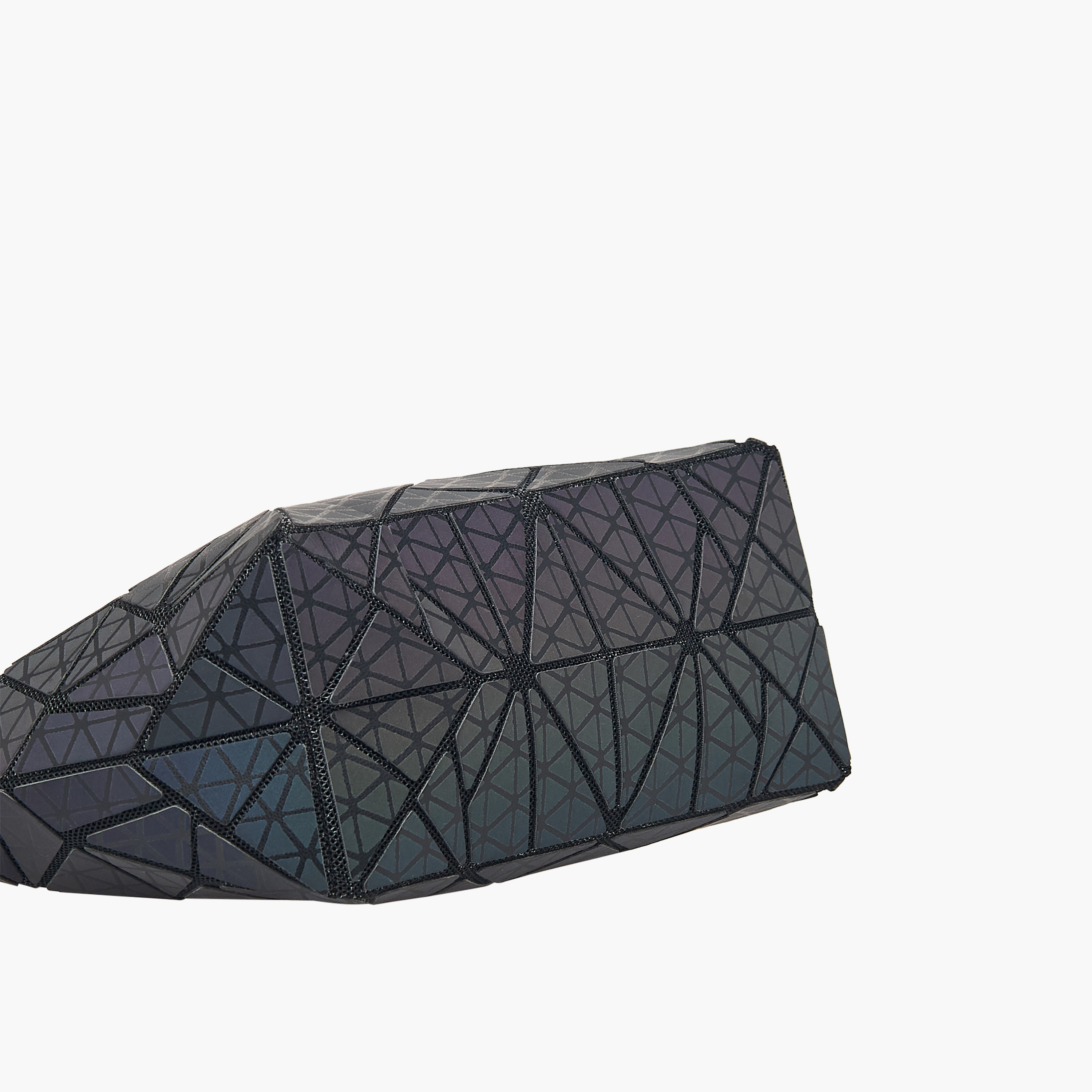 شنطة كروس بطبعات هندسية وسحاب إغلاق من ميستوتس-women-bagsandwallets-handbags-image-7