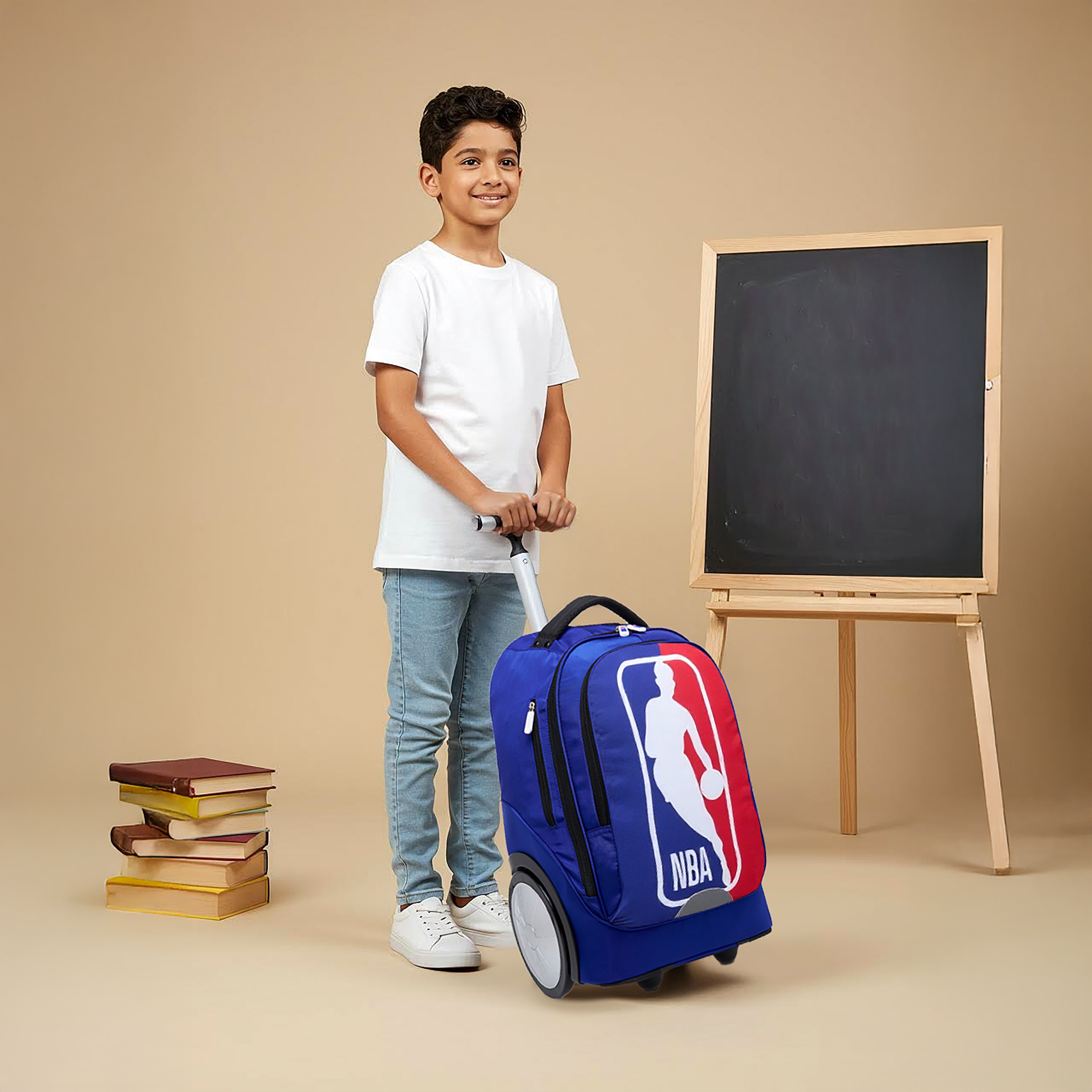NBA Graphic Trolley Bag for Boys 8-13 Years with Adjustable Handle Height -school-bagsandbackpacks-trolleybags-image-4