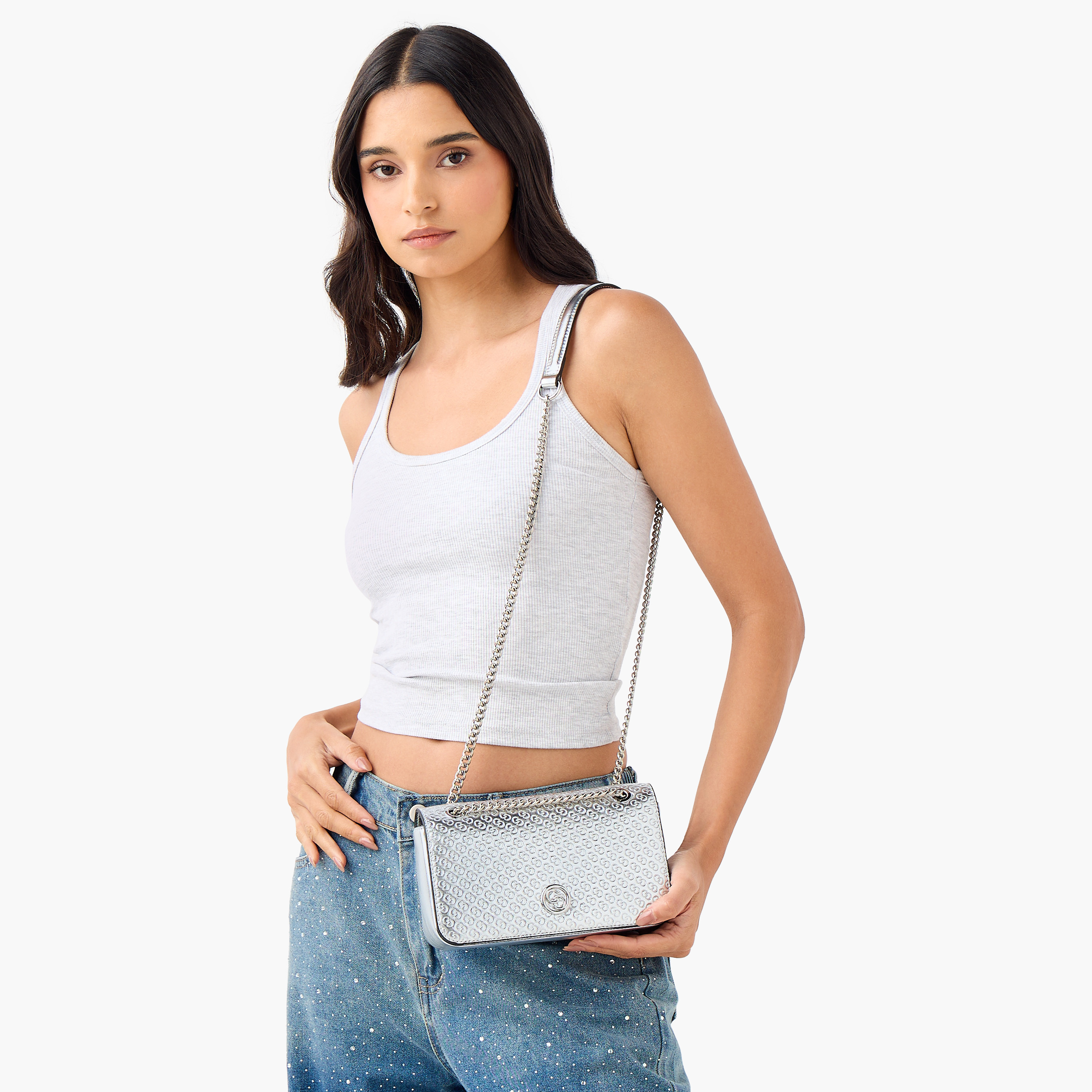 شنطة كروس بودي بنقوش مونوجرام وحزام سلسلة من سيليست-women-bagsandwallets-handbags-image-2