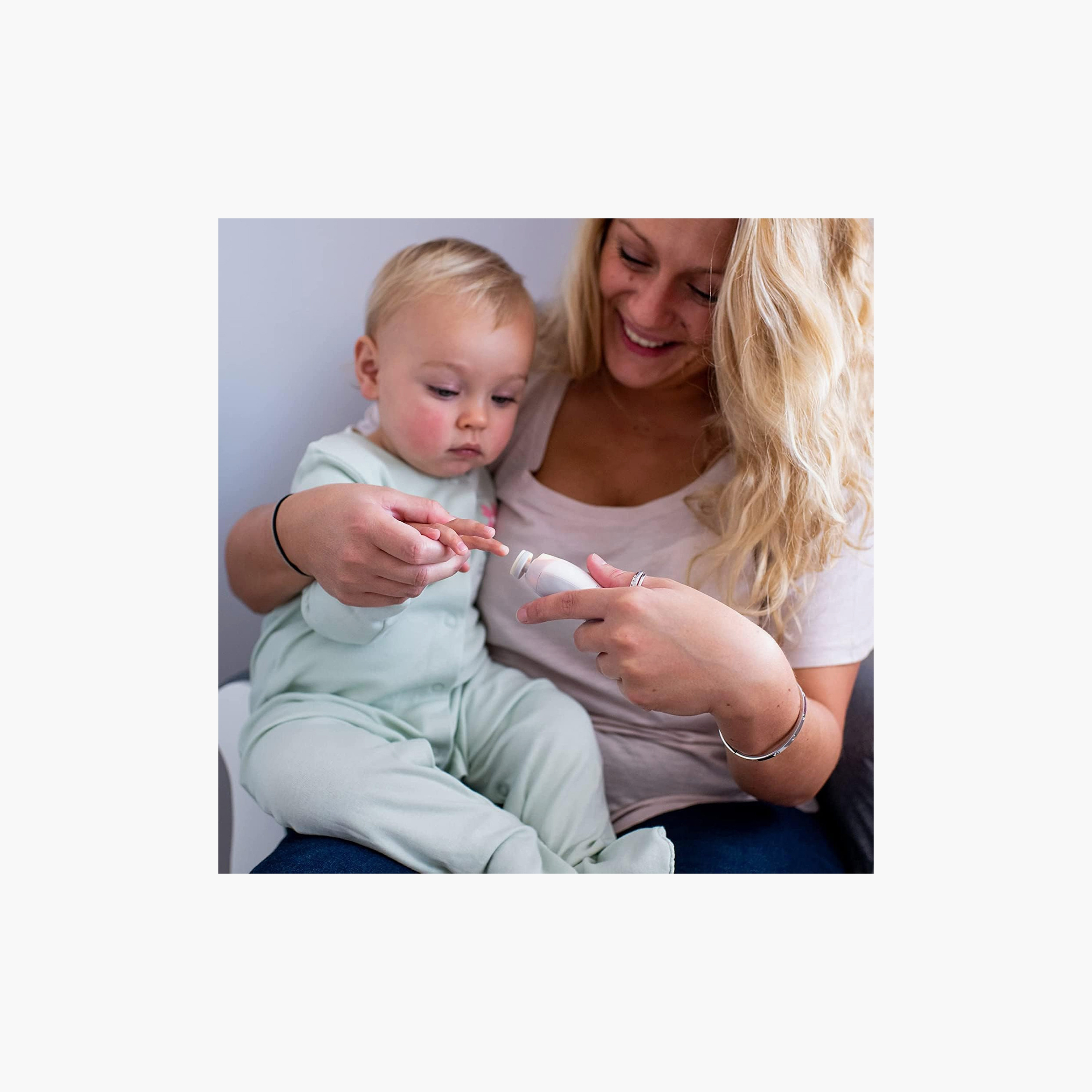 مبرد أظافر كهربائي يعمل بالبطارية مع ضوء LED وستة رؤوس برد من تومي تيبي-baby-bathandcare-grooming-image-8