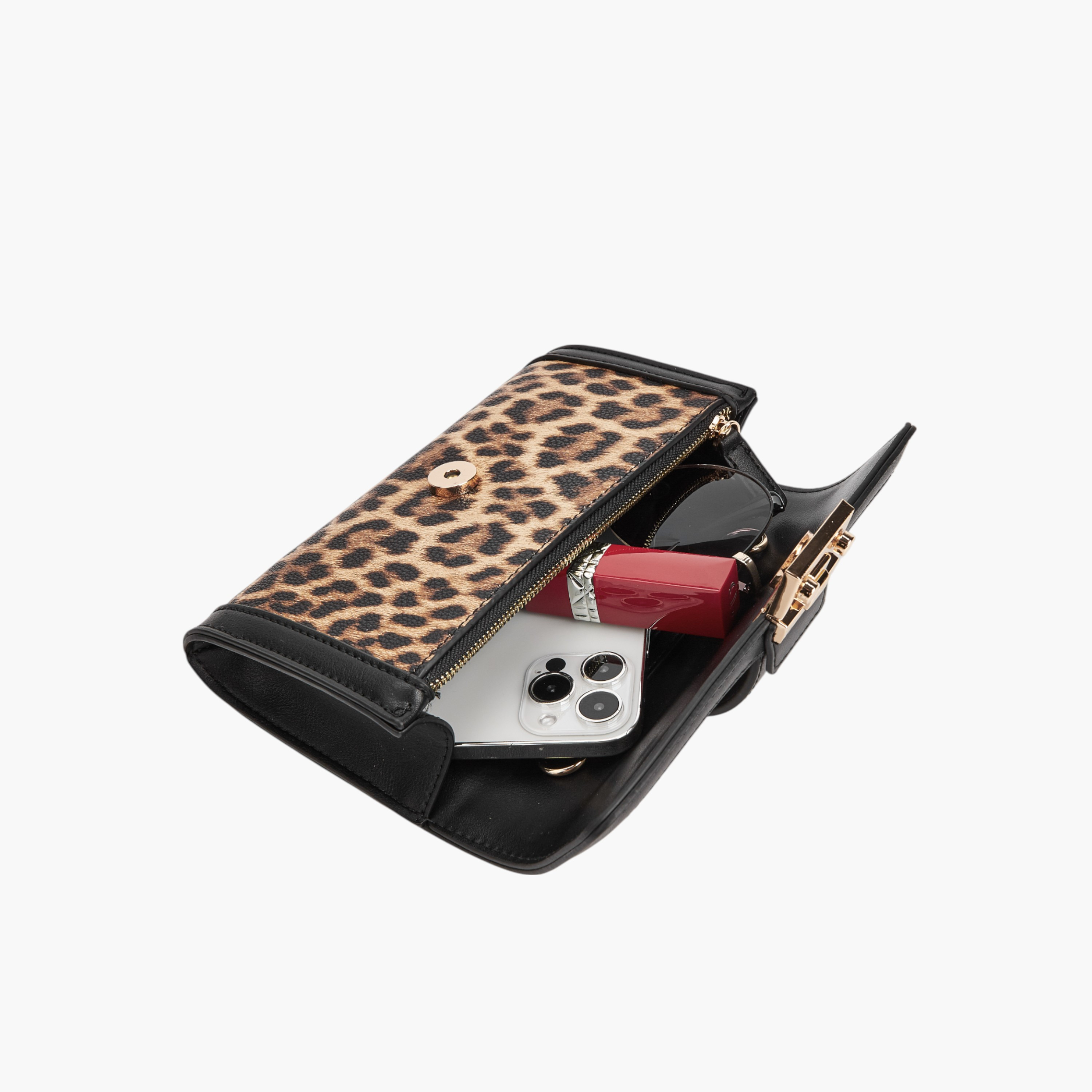 شنطة كروس بودي بطبعات حيوانات وبحزام سلسلة وقفل مغناطيسي من بابريكا-women-bagsandwallets-handbags-image-6