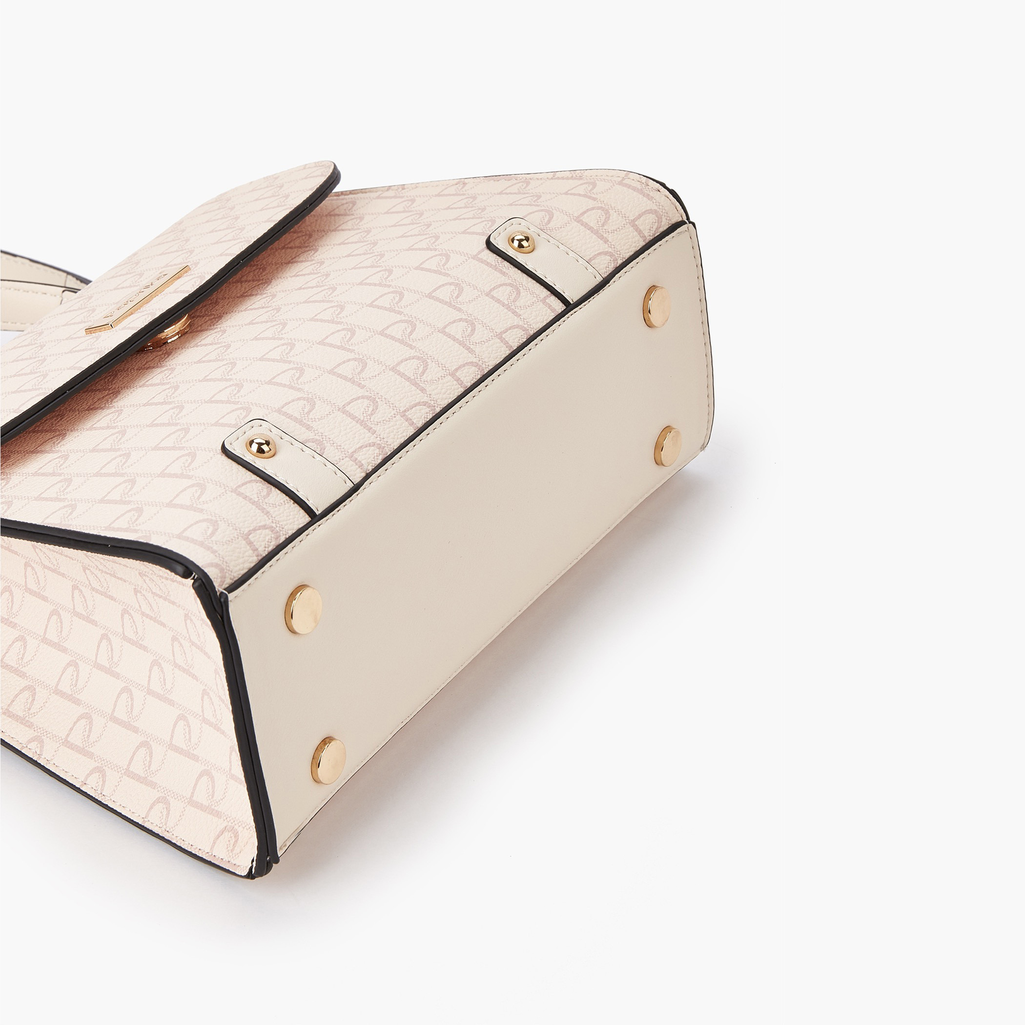 شنطة ساتشيل بزر إغلاق وطبعات مونوجرام من بابريكا-women-bagsandwallets-handbags-image-6