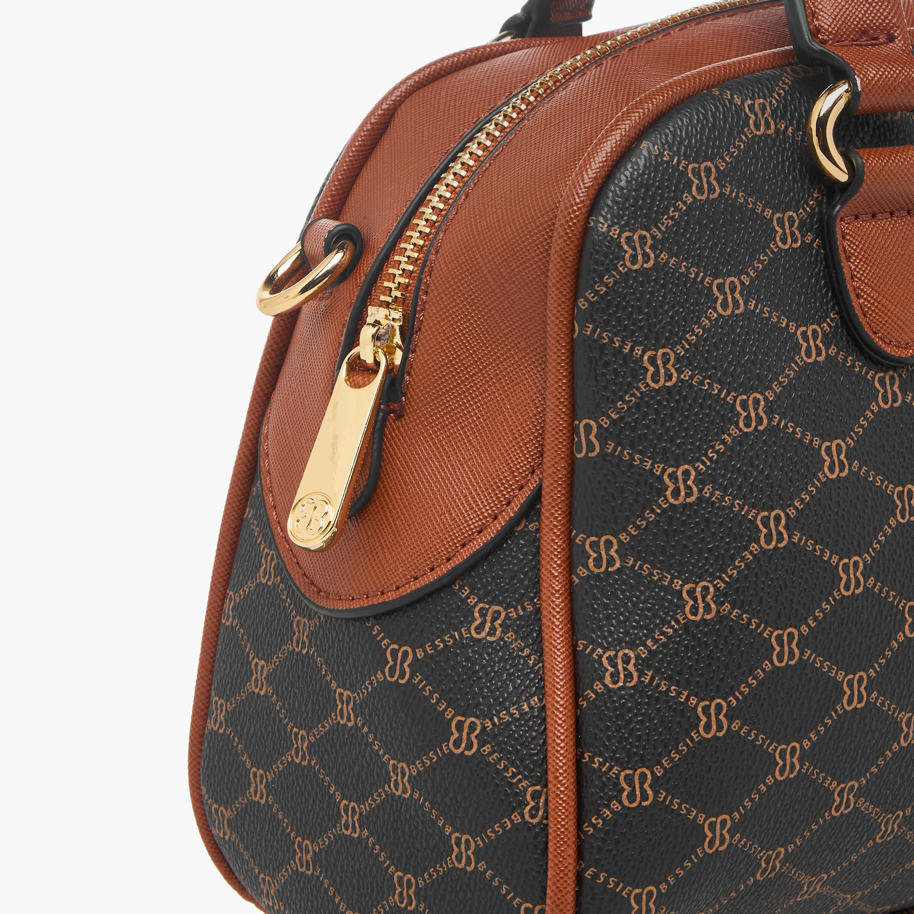 شنطة كروس بودي بمقابض مزدوجة وطبعات مونوجرام من بيسي لندن-women-bagsandwallets-handbags-image-6