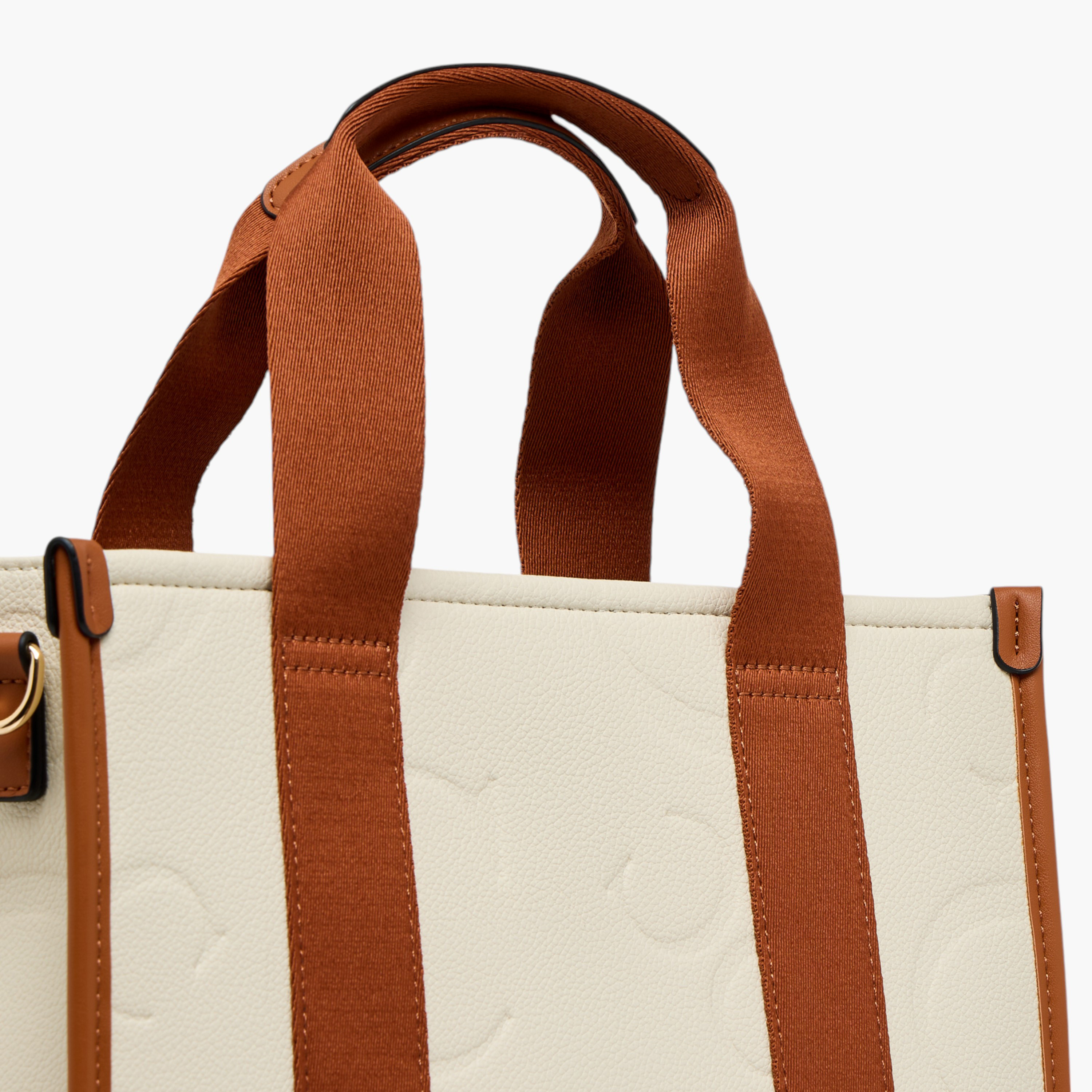 شنطة توت بحزام قابل للفصل وسحاب إغلاق ونقوش من شارلوت ريد-women-bagsandwallets-handbags-image-7